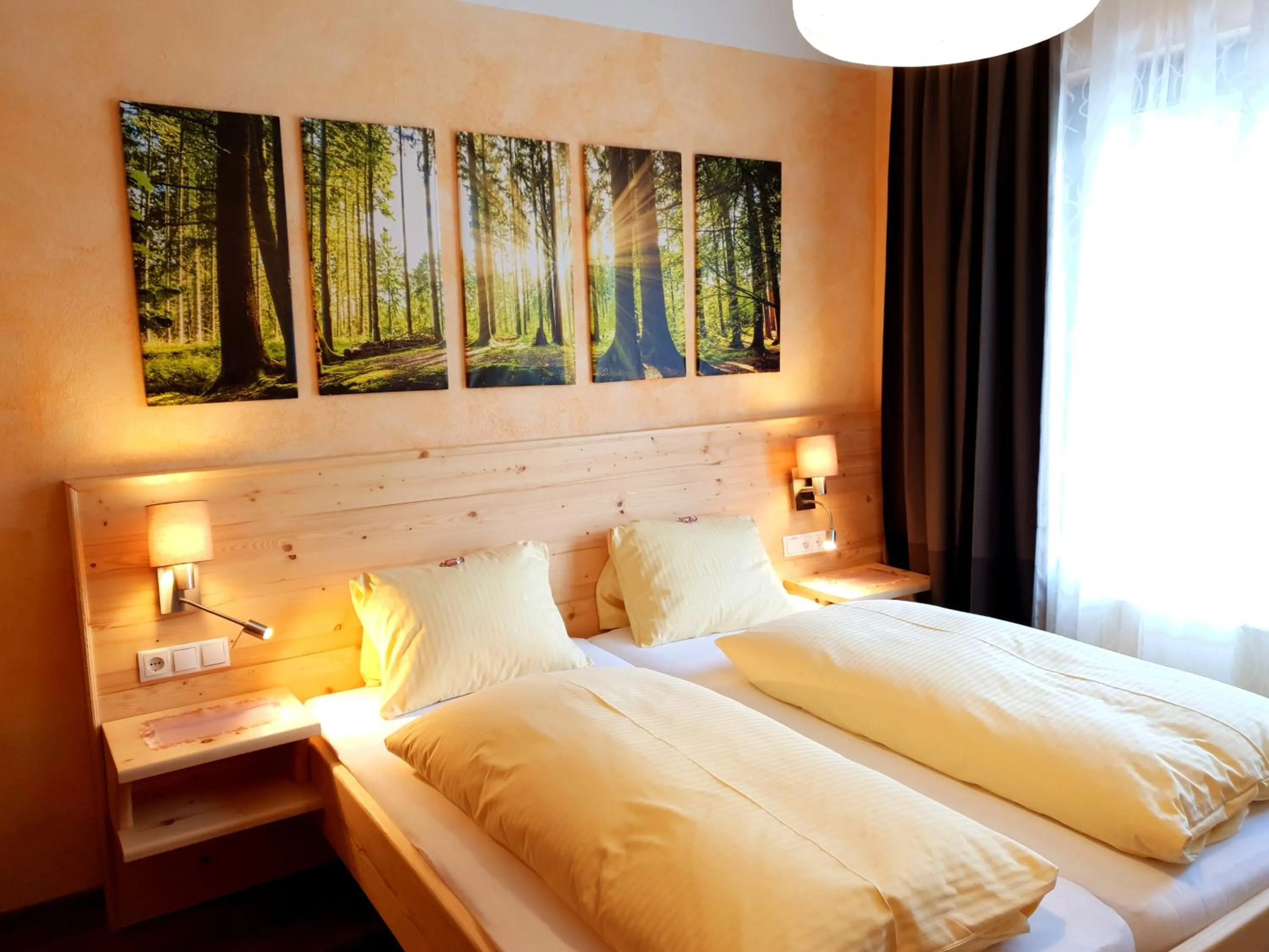 Photo of the whole room, Bed in Bergfrieden Leutasch/Seefeld