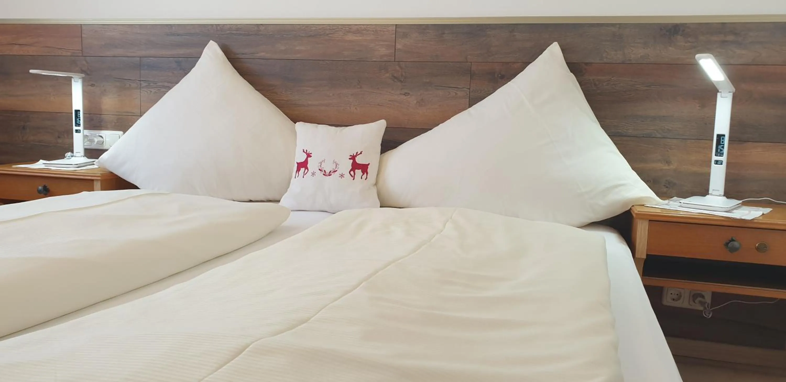 Bed in Bergfrieden Leutasch/Seefeld