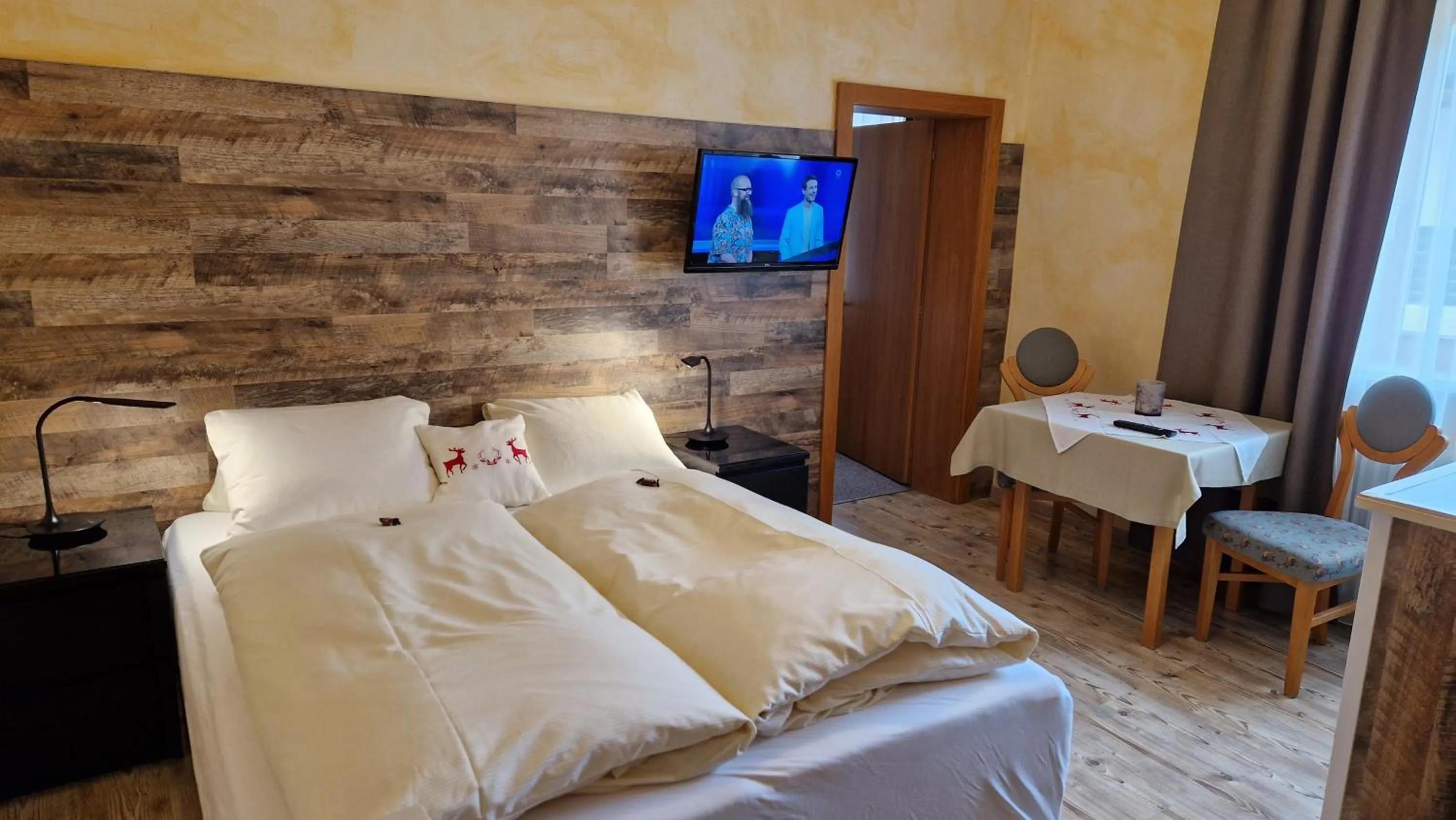 Bed in Bergfrieden Leutasch/Seefeld