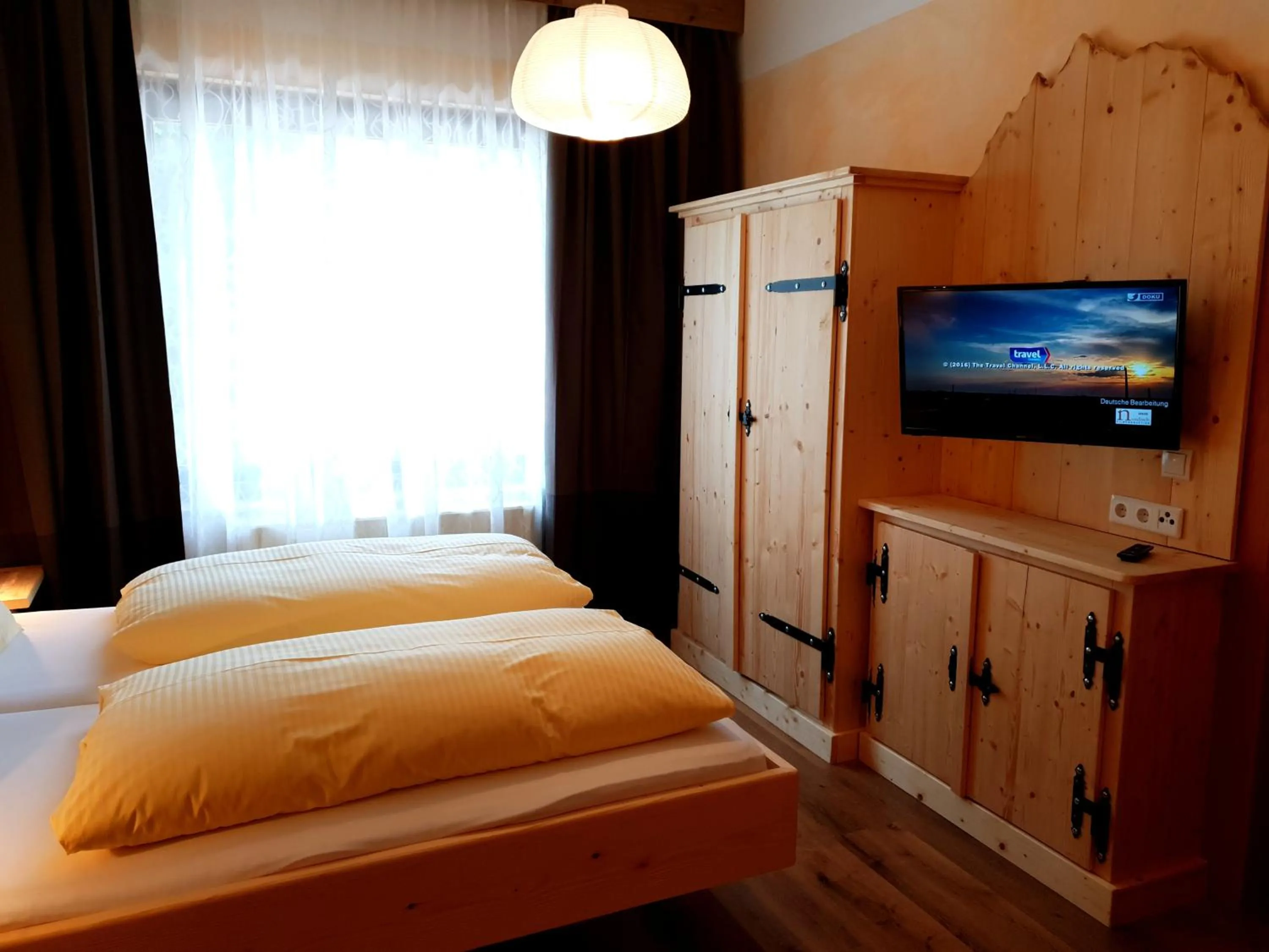 Bed in Bergfrieden Leutasch/Seefeld