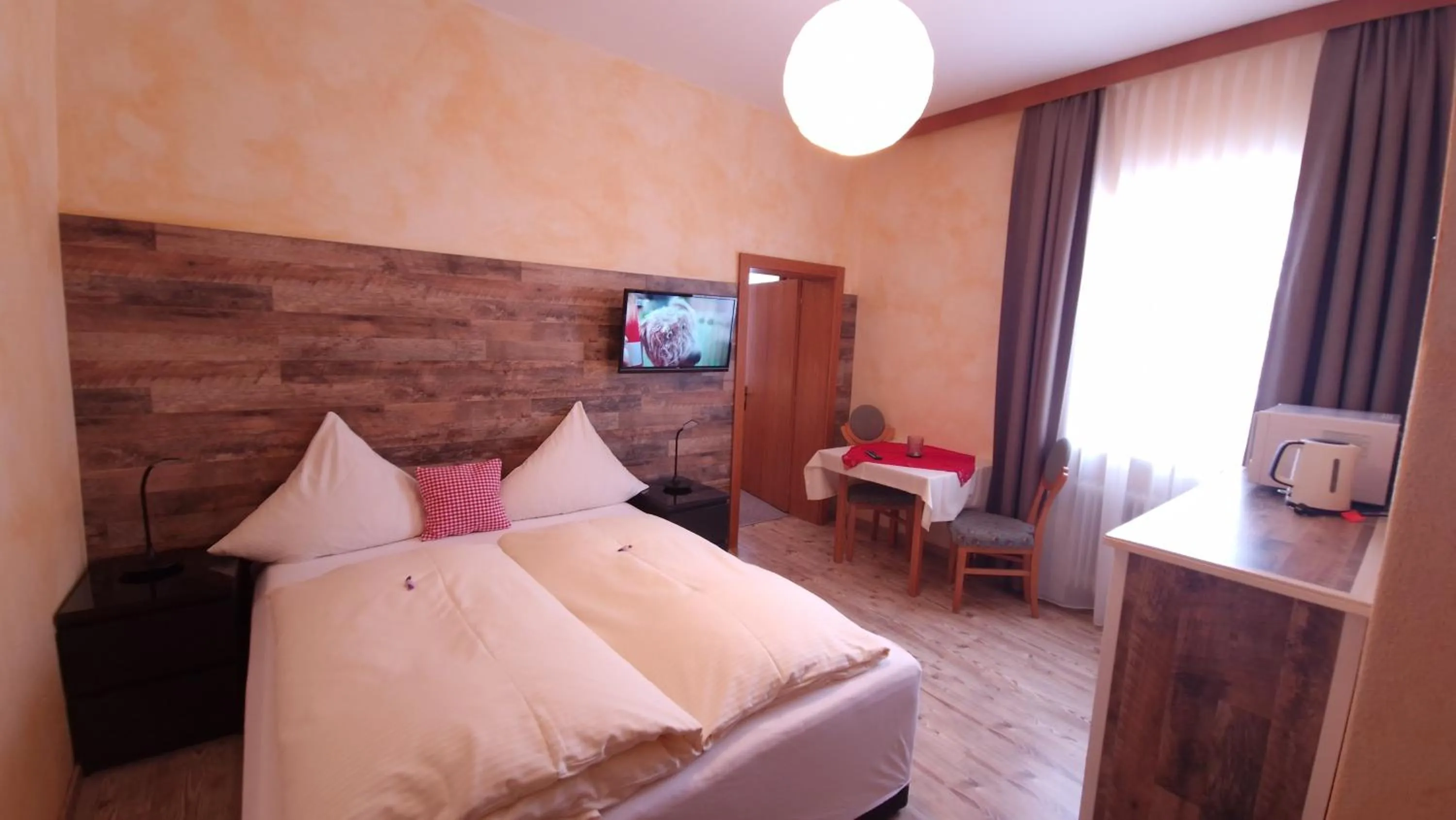 Bed in Bergfrieden Leutasch/Seefeld