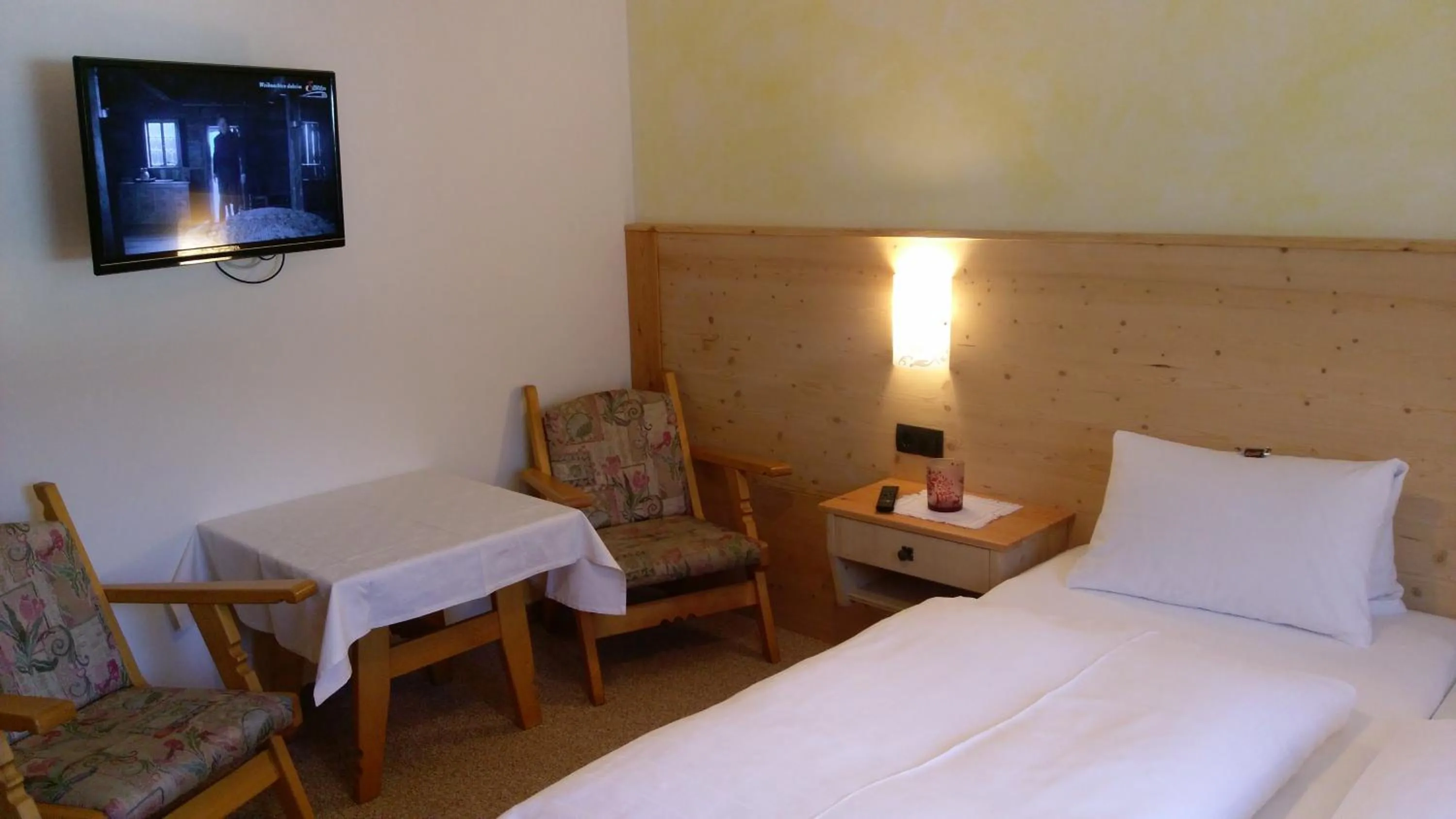 Bedroom, Bed in Bergfrieden Leutasch/Seefeld