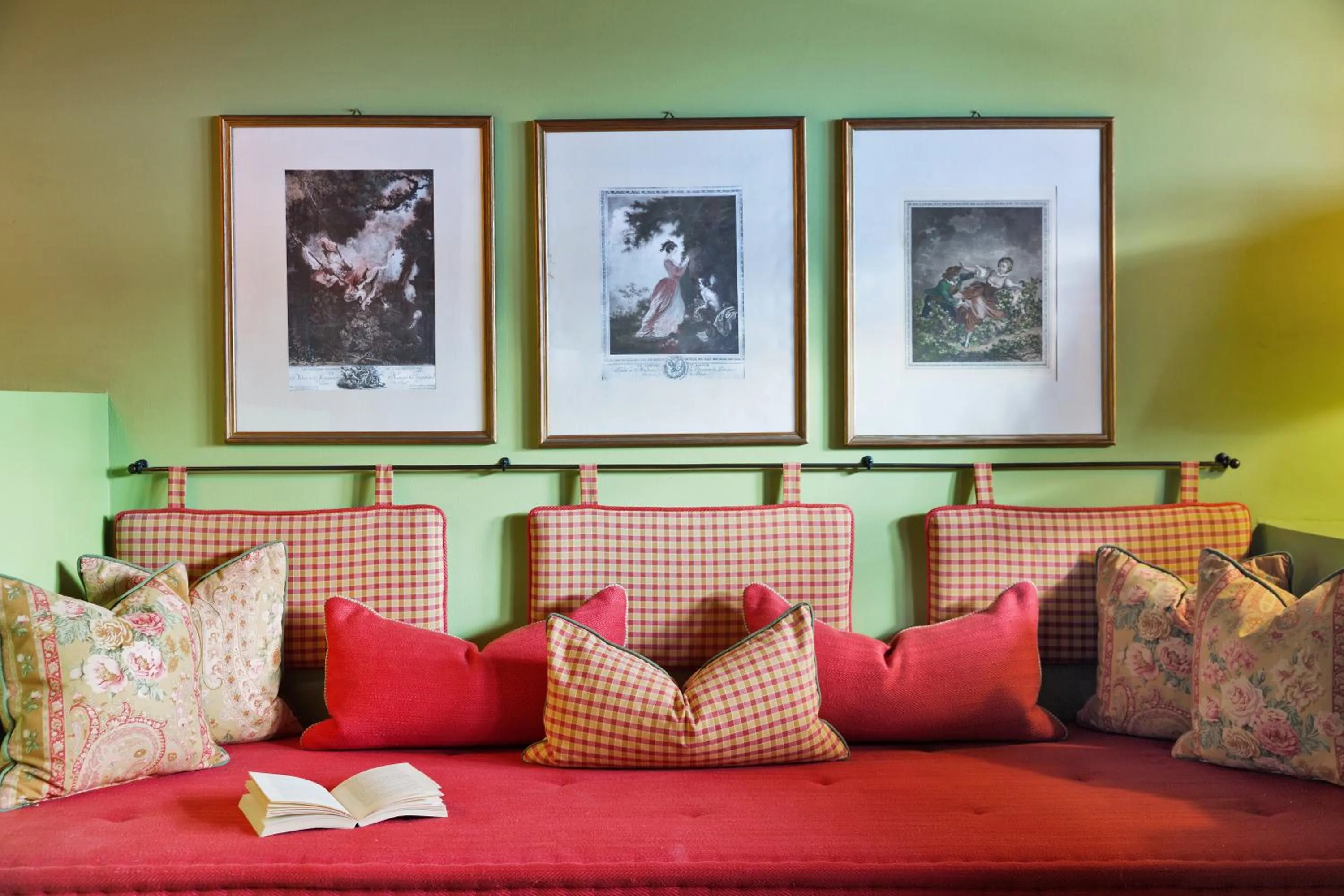 Seating area in Hotel Bruggwirt