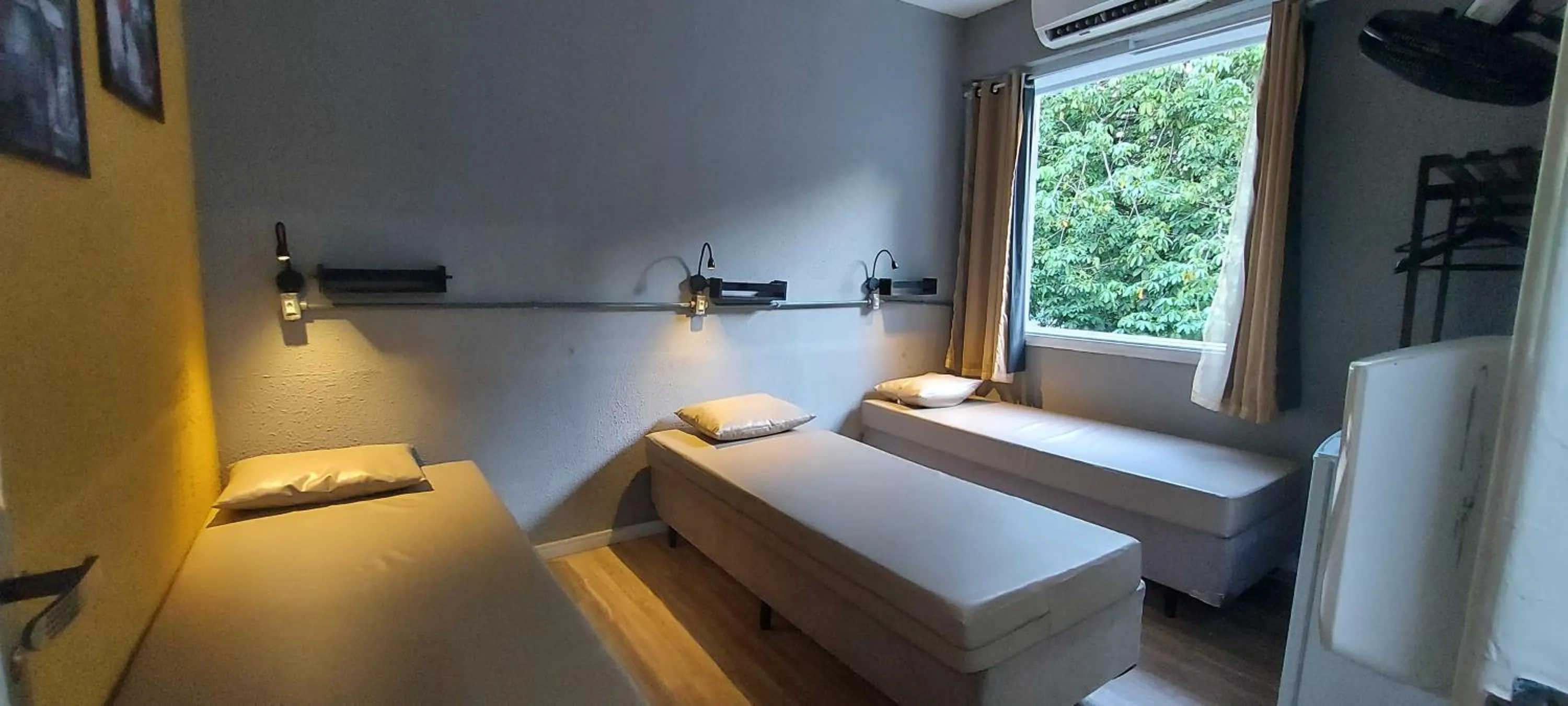 Bed in Hostel Leblon