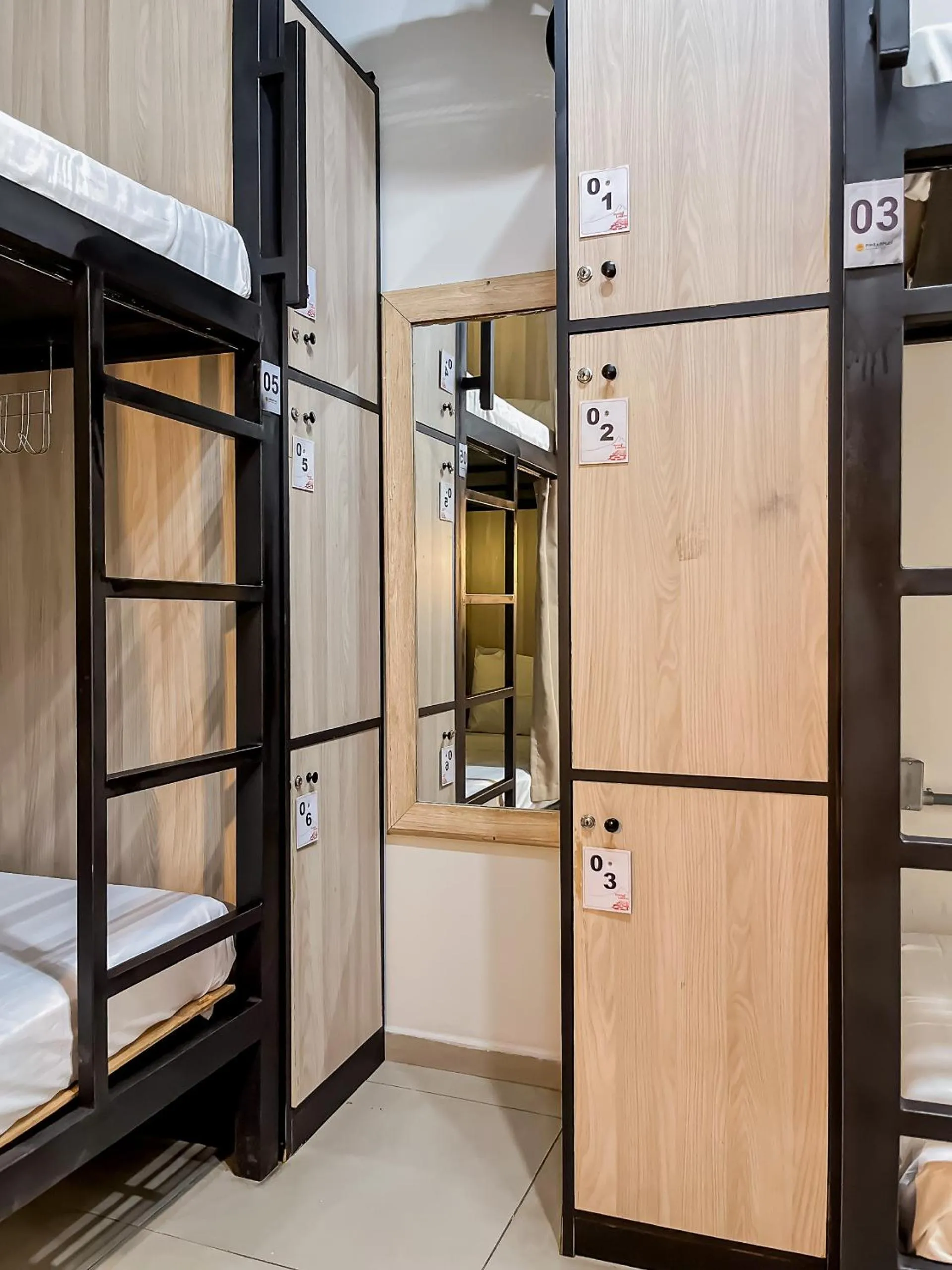 Bed in Hostel Leblon