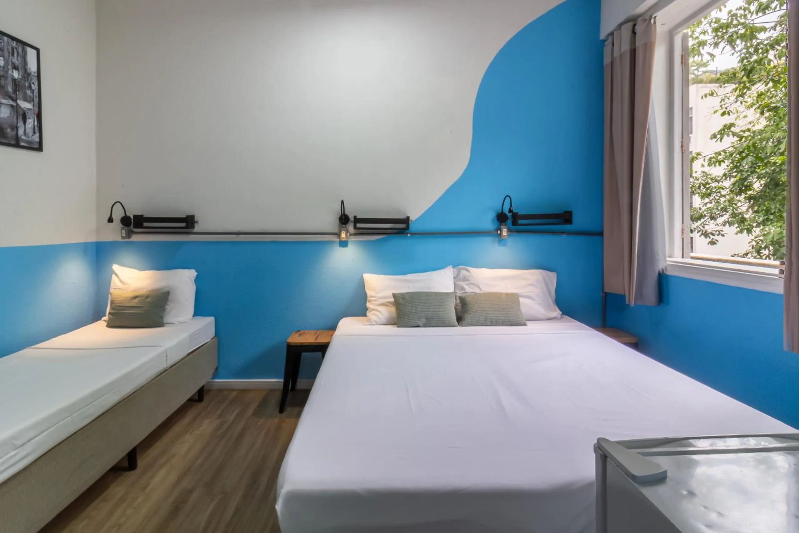 Bed in Hostel Leblon