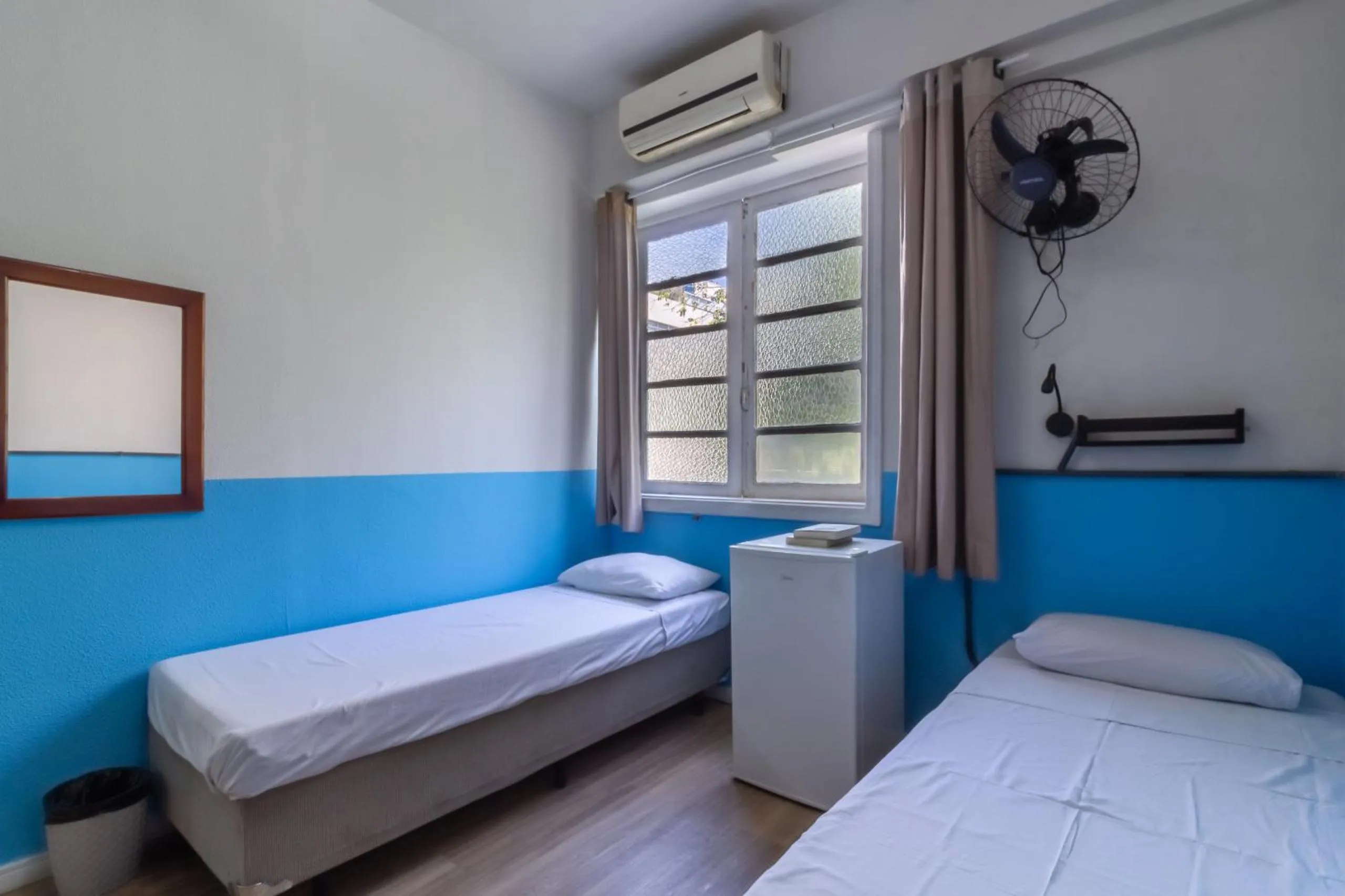 Bed in Hostel Leblon