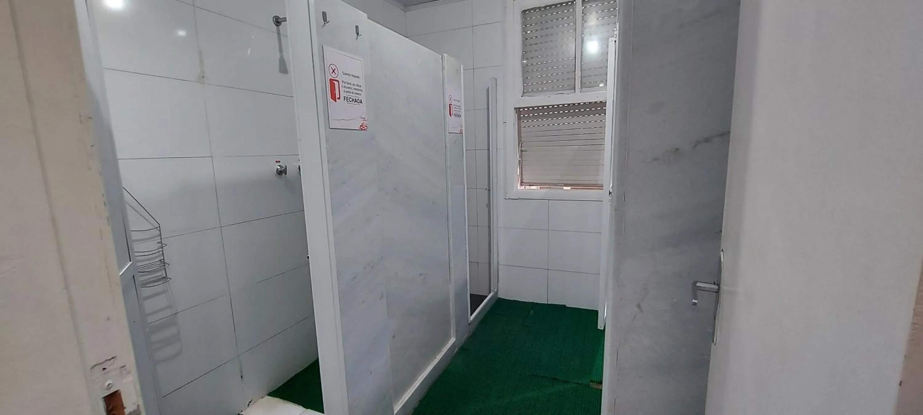 Bathroom in Hostel Leblon