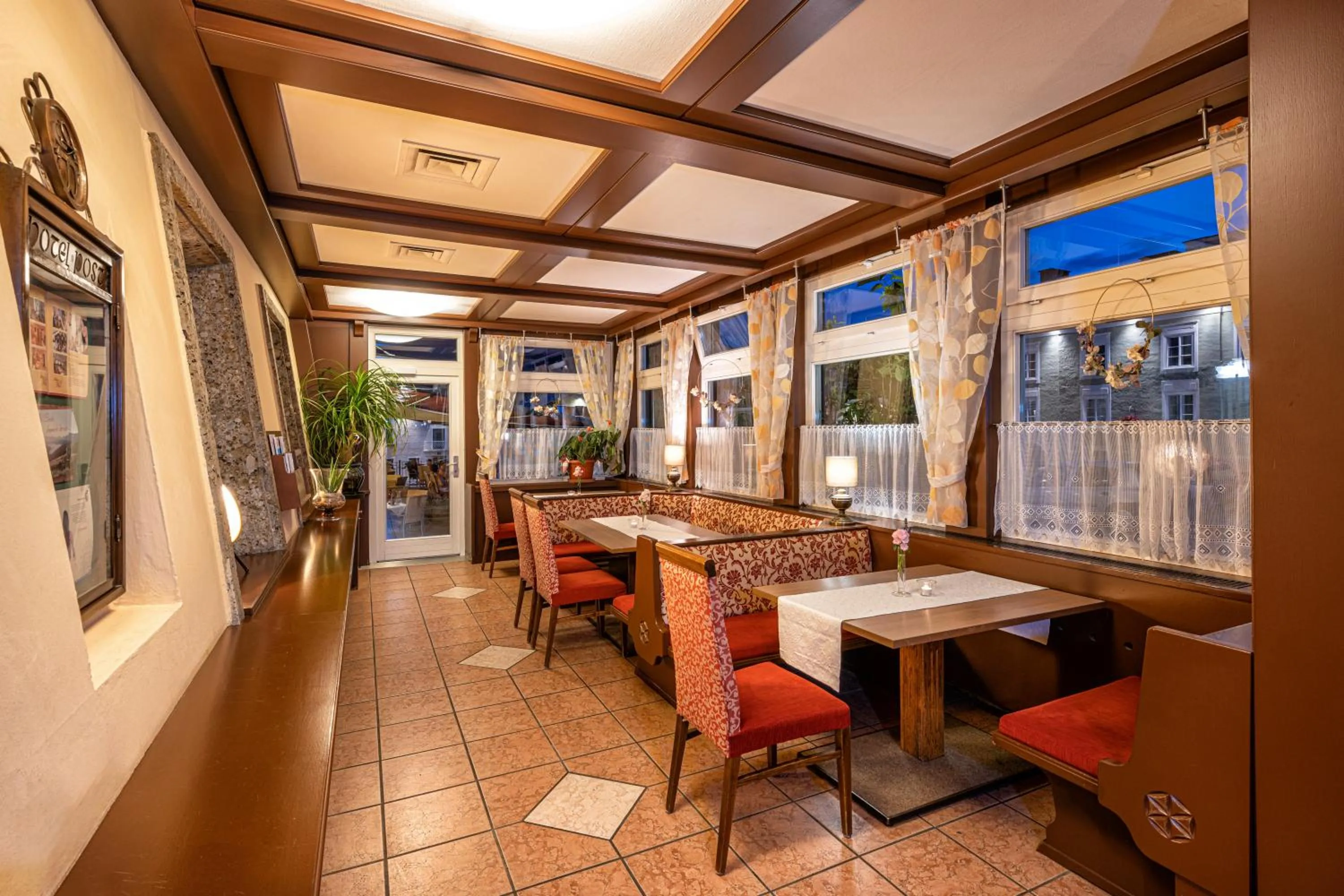 Restaurant/places to eat in Posthotel Radstadt