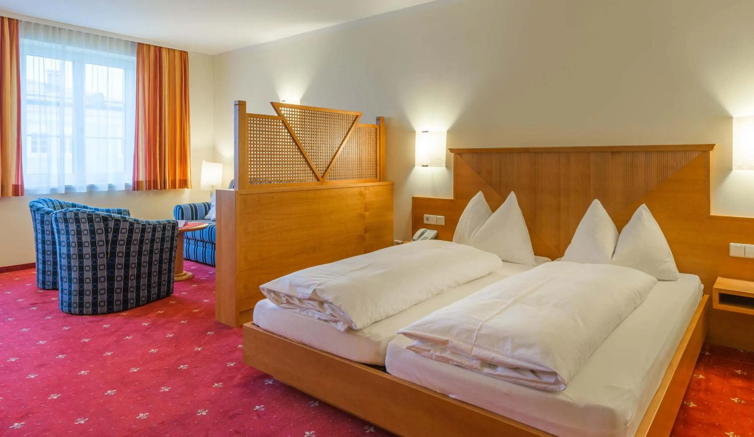 Photo of the whole room, Bed in Posthotel Radstadt