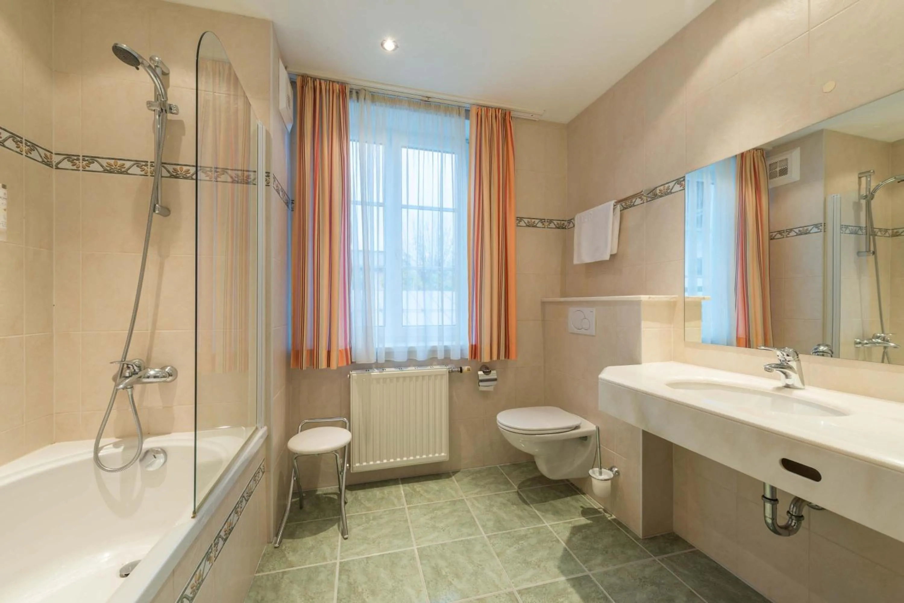 Bathroom in Posthotel Radstadt