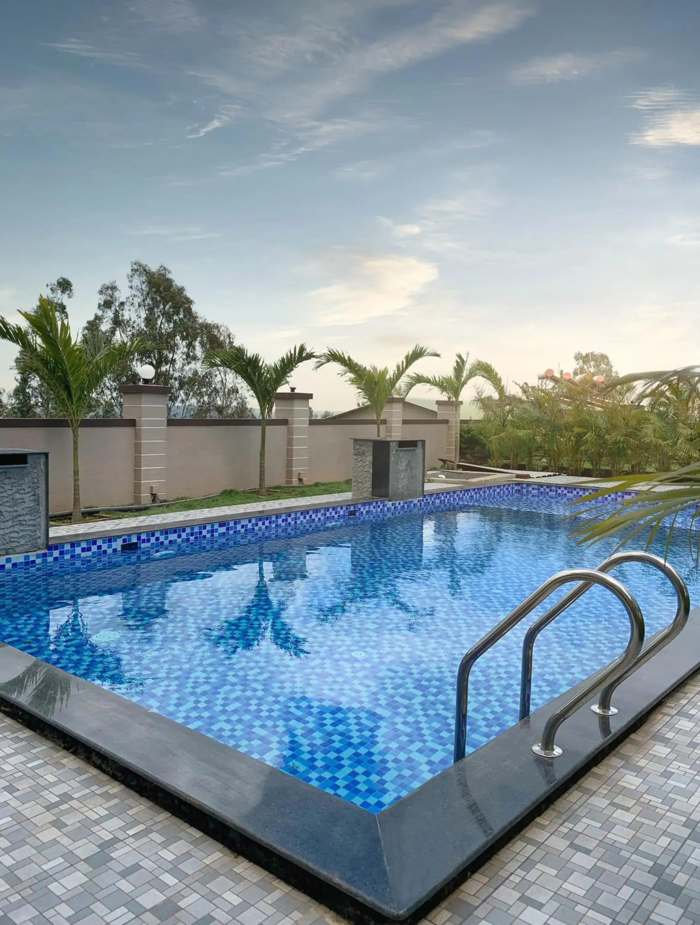 Swimming pool in Blizzard Resort Swimming pool in Blizzard Resort