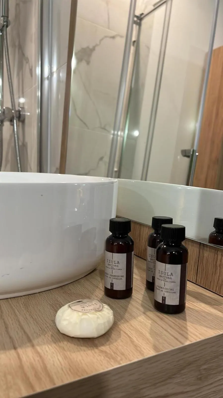 Bathroom in Hotel U Catagnu