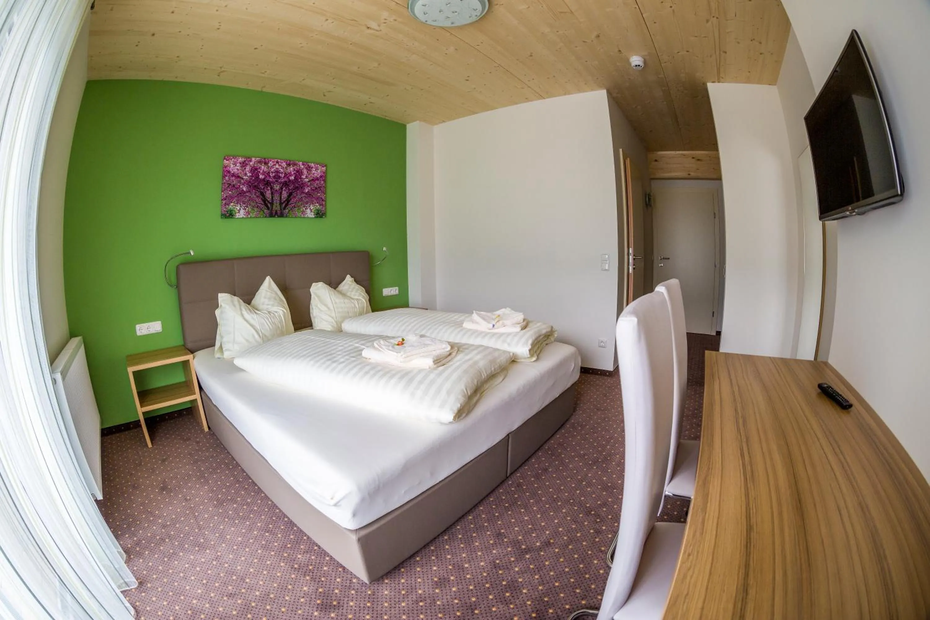 Bedroom, Bed in Gästehaus Krappinger/Pizzeria Mamma Mia