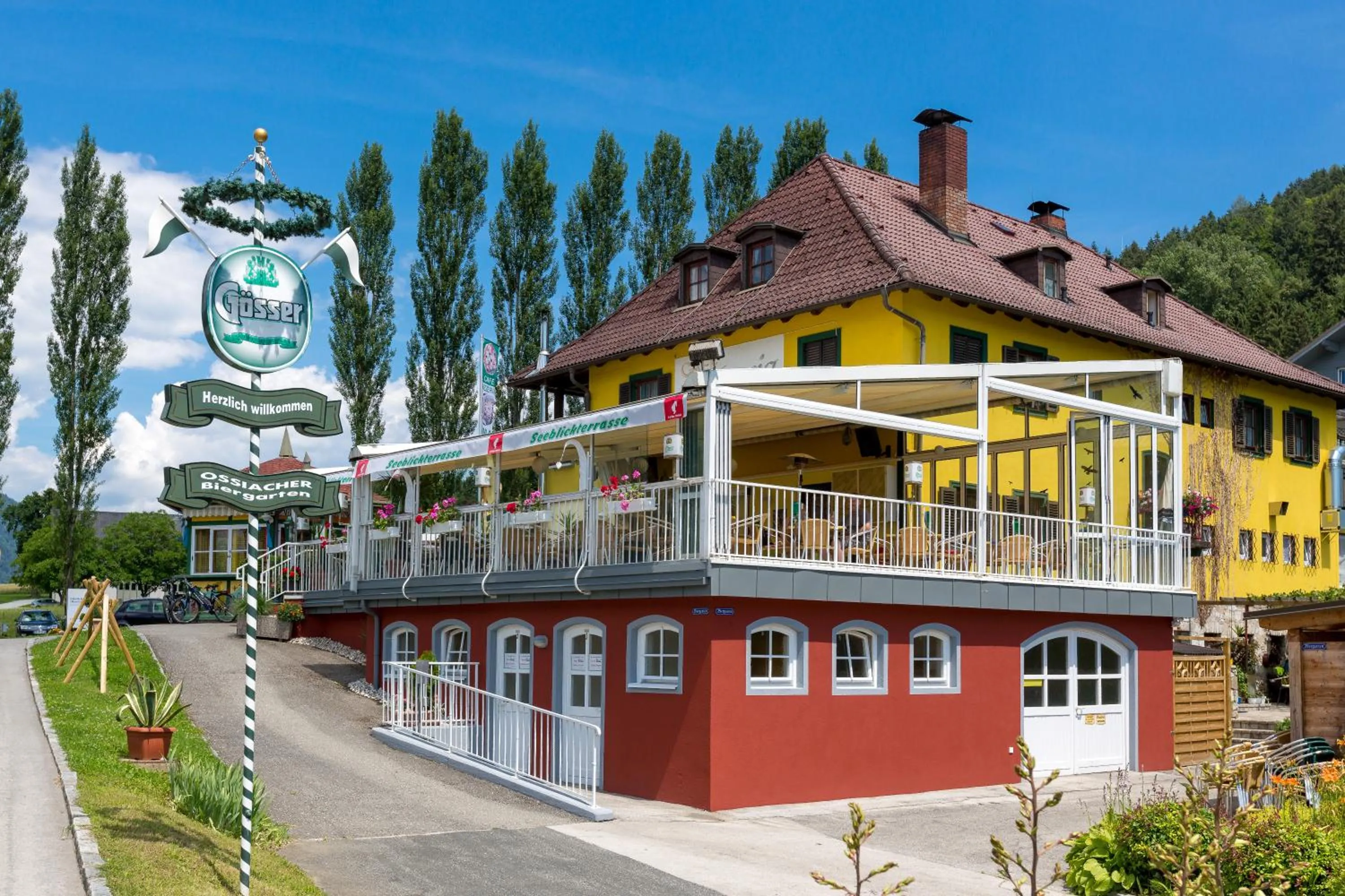 Restaurant/places to eat in Gästehaus Krappinger/Pizzeria Mamma Mia