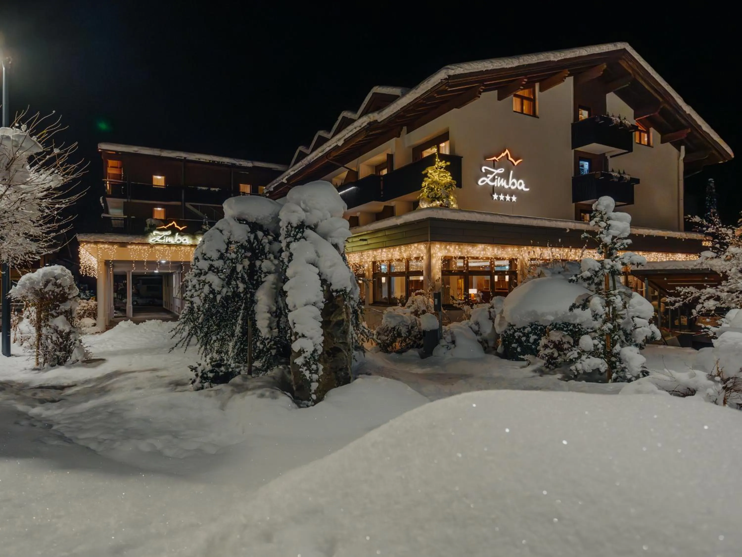 Property building in Hotel Zimba