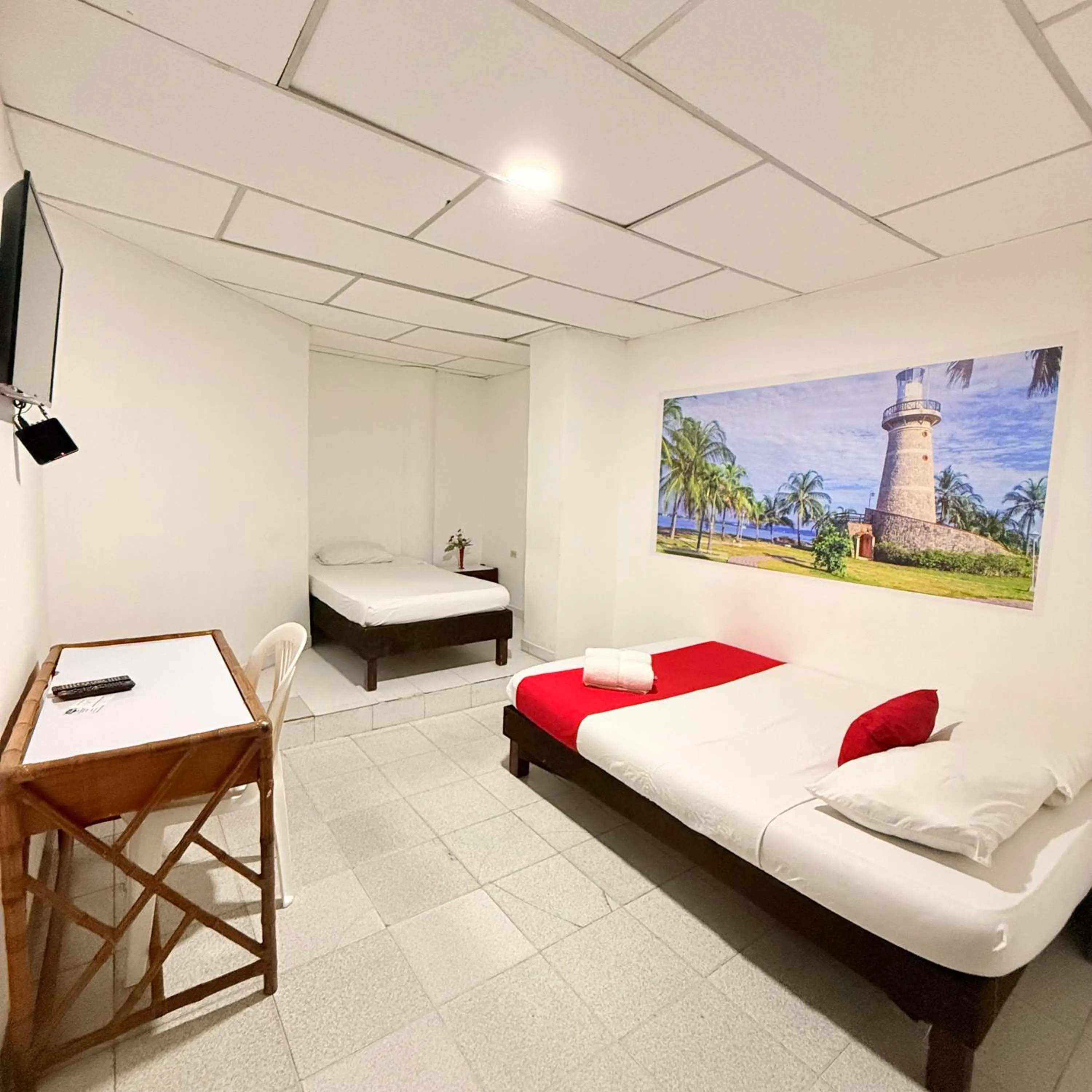 Bed in Hotel Toledo FL