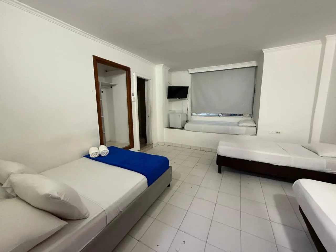 Bed in Hotel Toledo FL