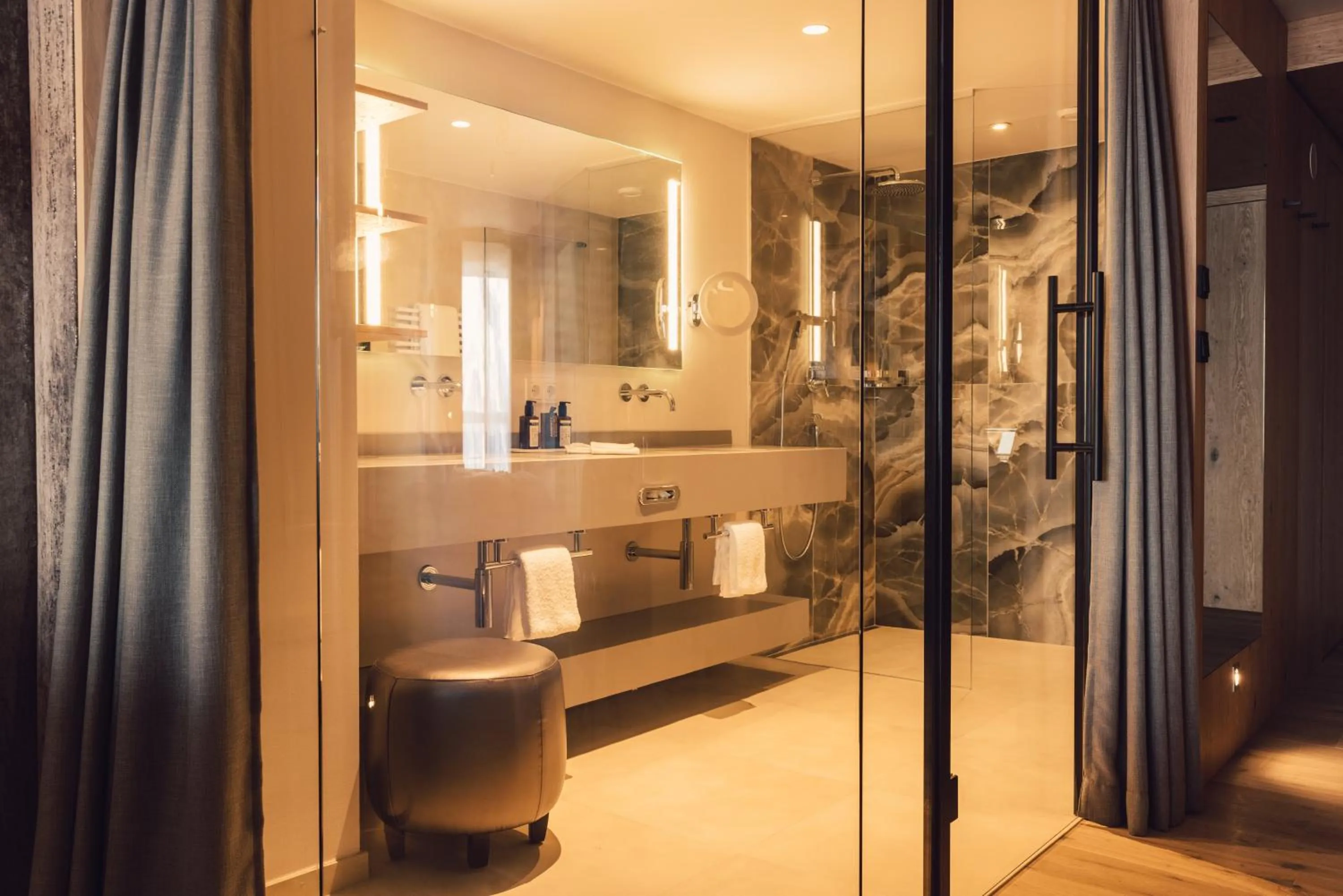 Bathroom in Hotel Schöne Aussicht