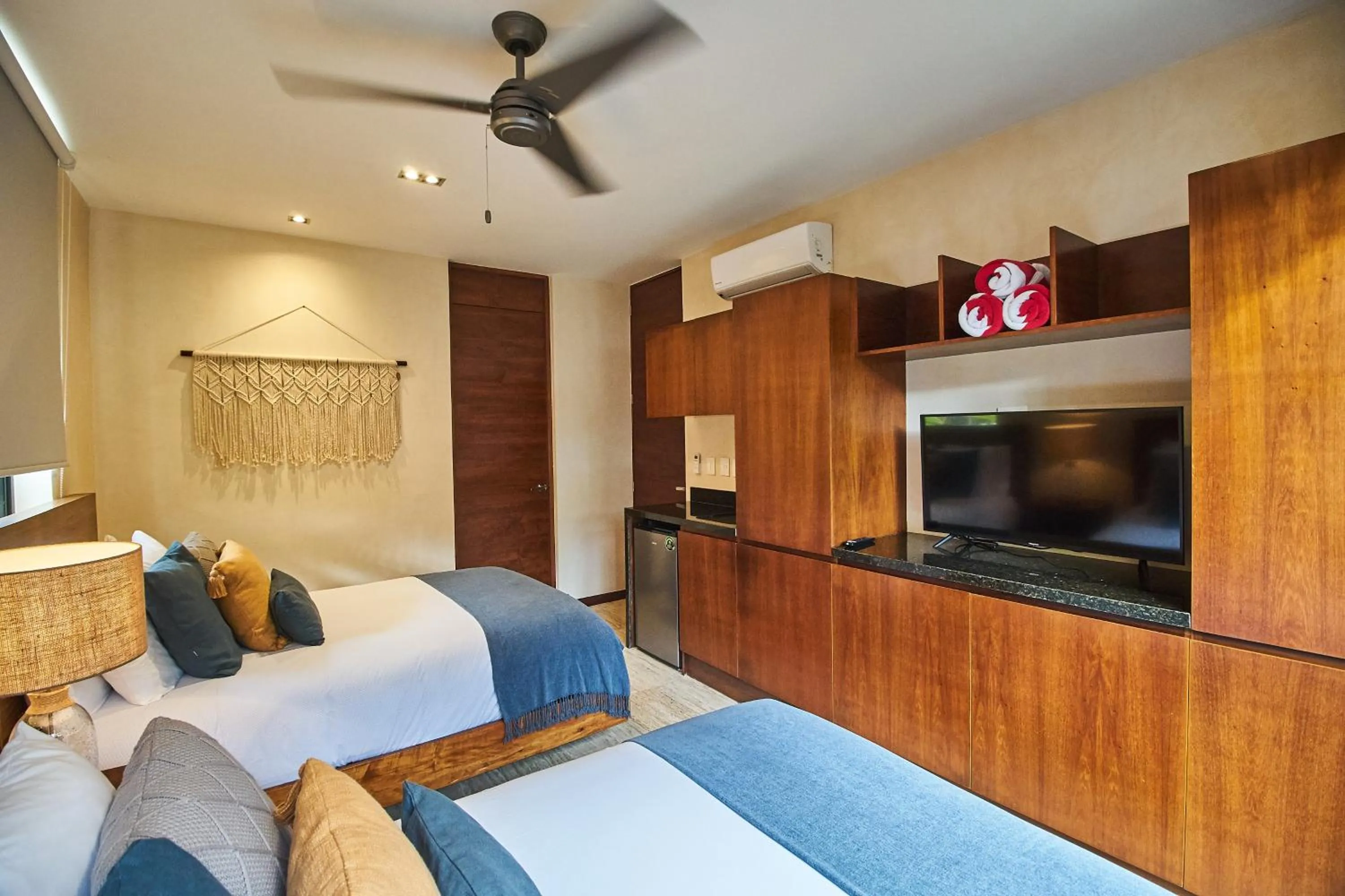 Bed in Don Quijote - Private pool & Beach club access