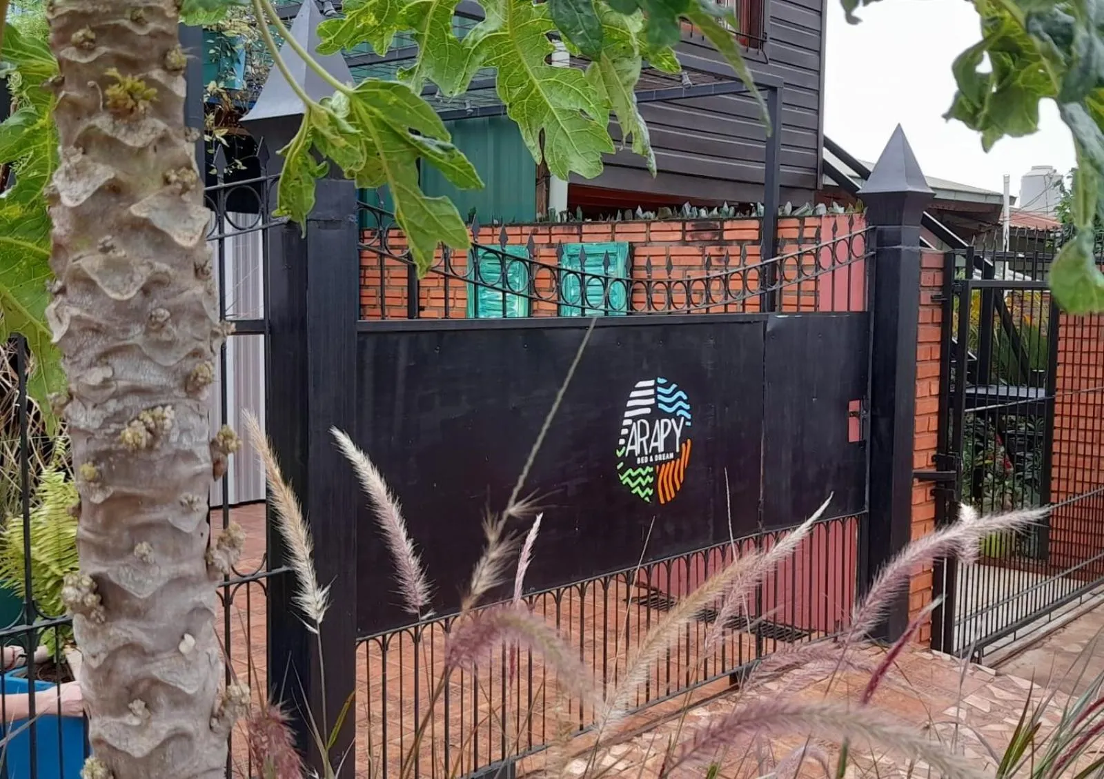 Facade/entrance in Arapy Bed and Dream