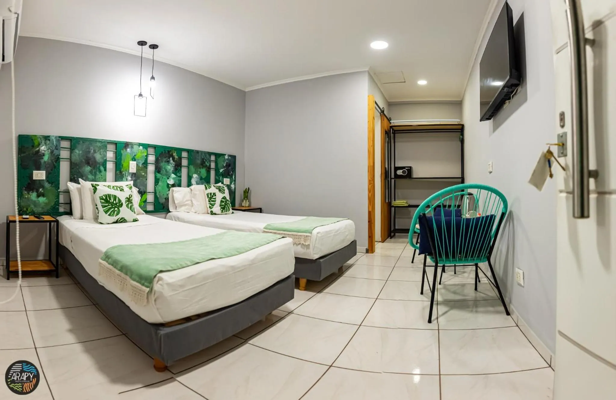 Photo of the whole room, Bed in Arapy Bed and Dream