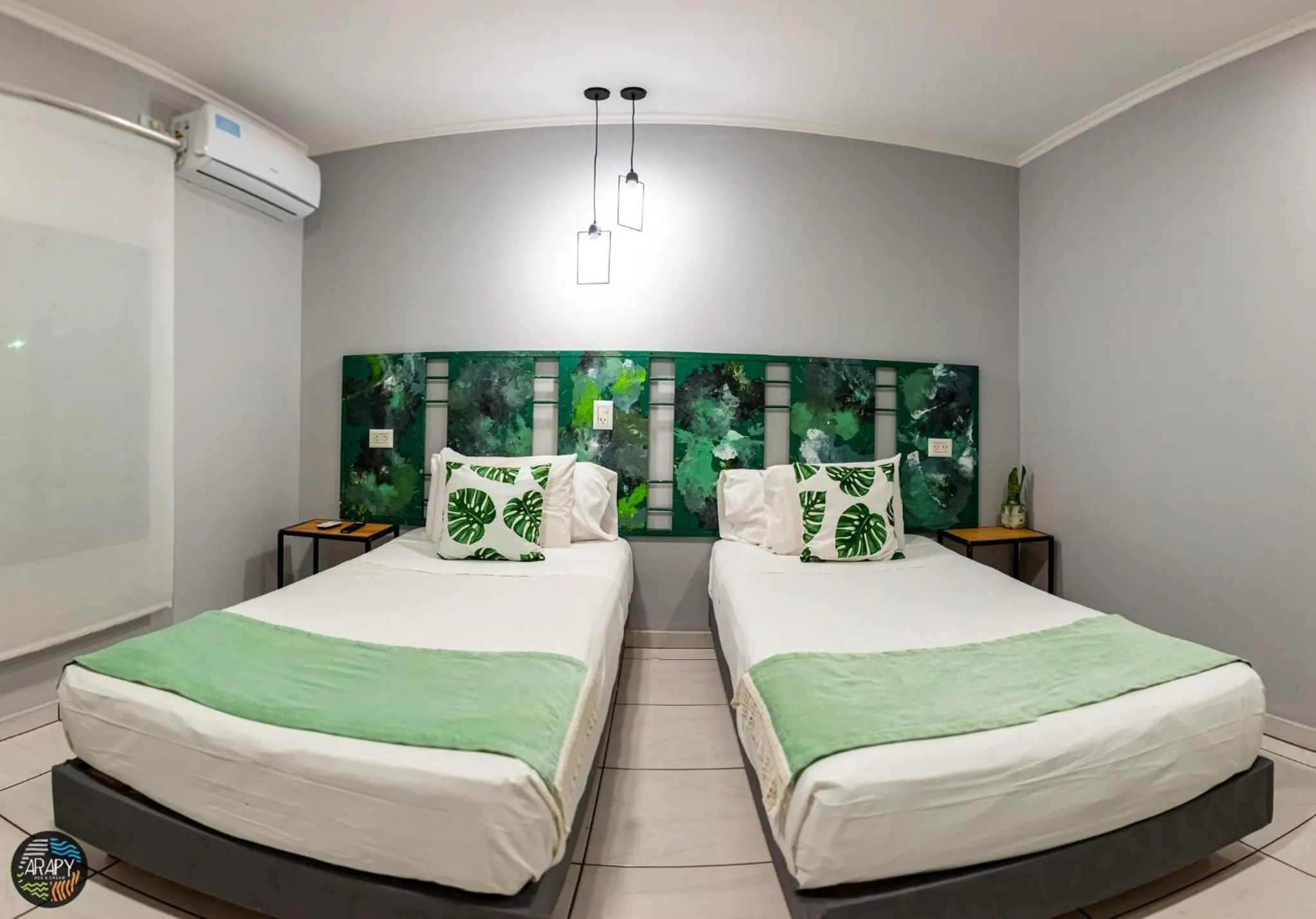 Photo of the whole room, Bed in Arapy Bed and Dream