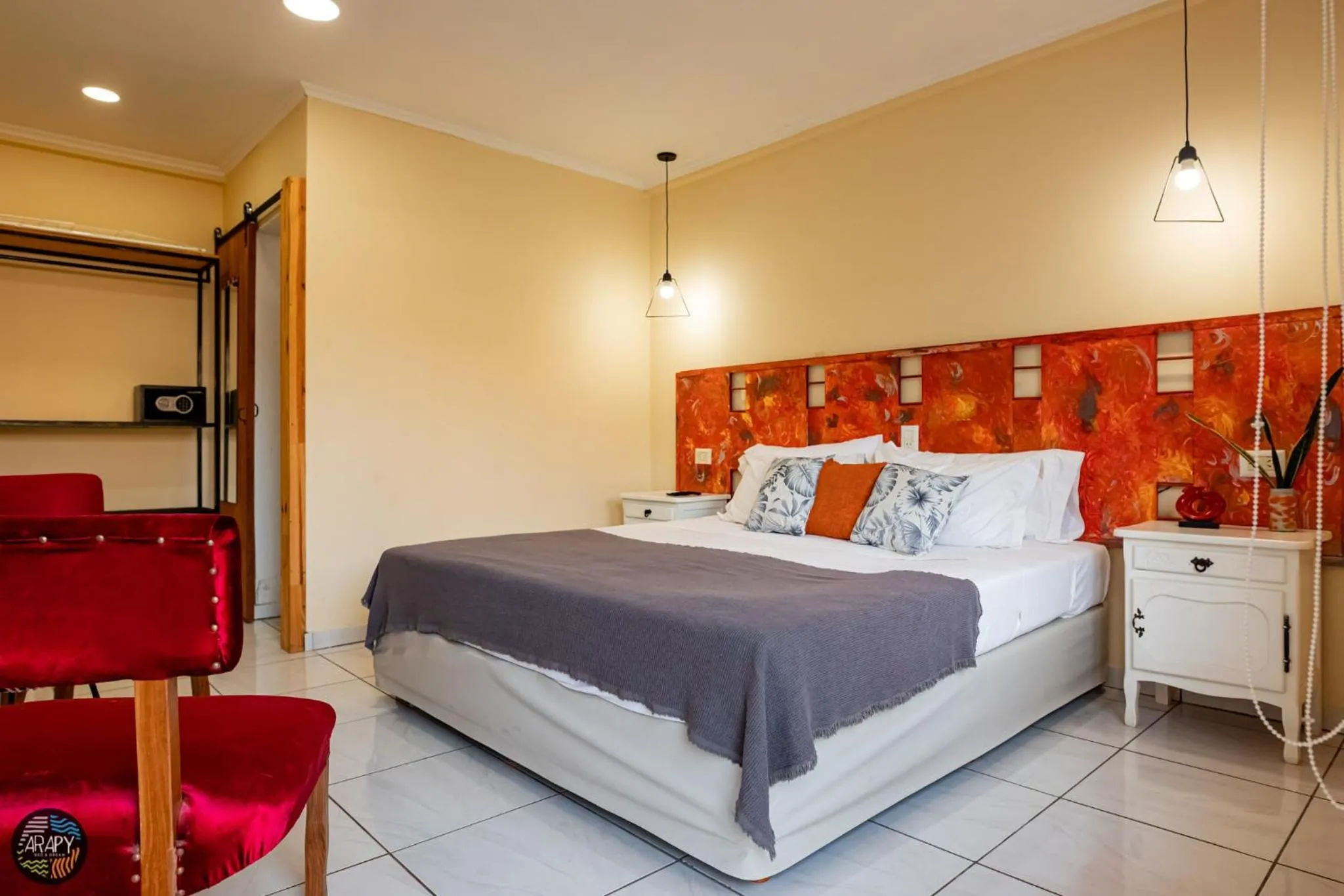 Photo of the whole room, Bed in Arapy Bed and Dream