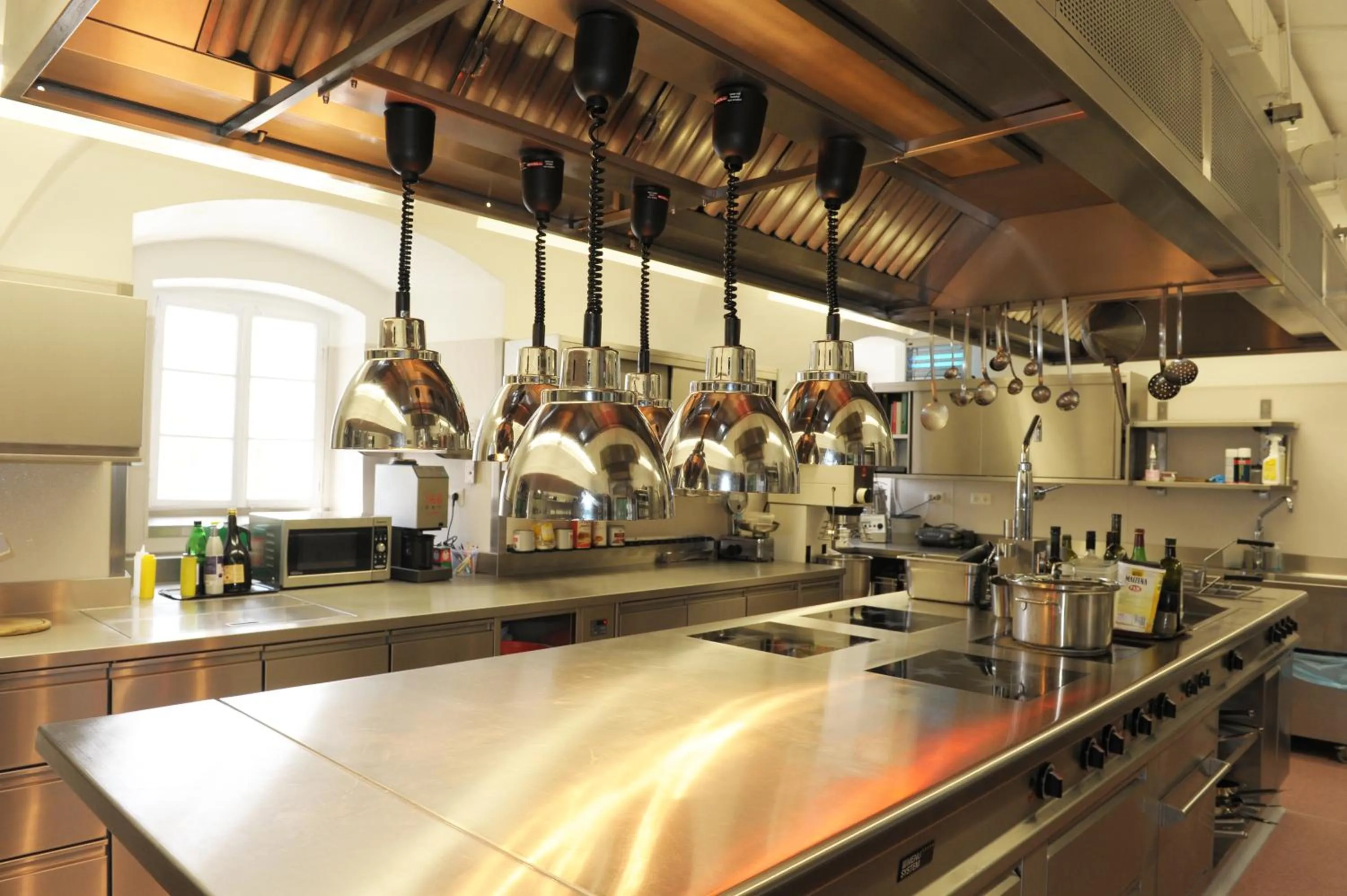 Kitchen or kitchenette in Schlosshotel Rosenau Superior