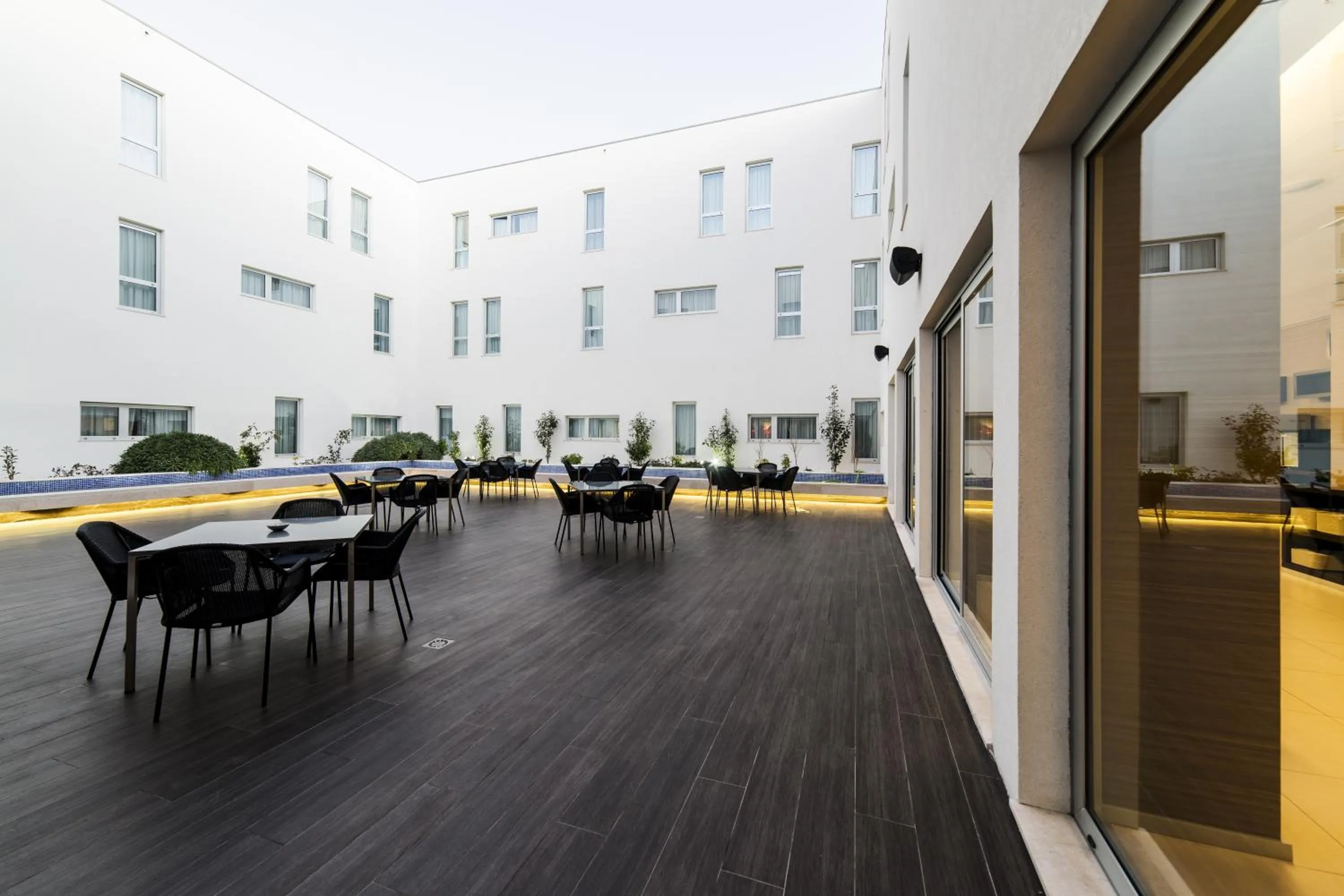 Balcony/Terrace in Moov Hotel Évora