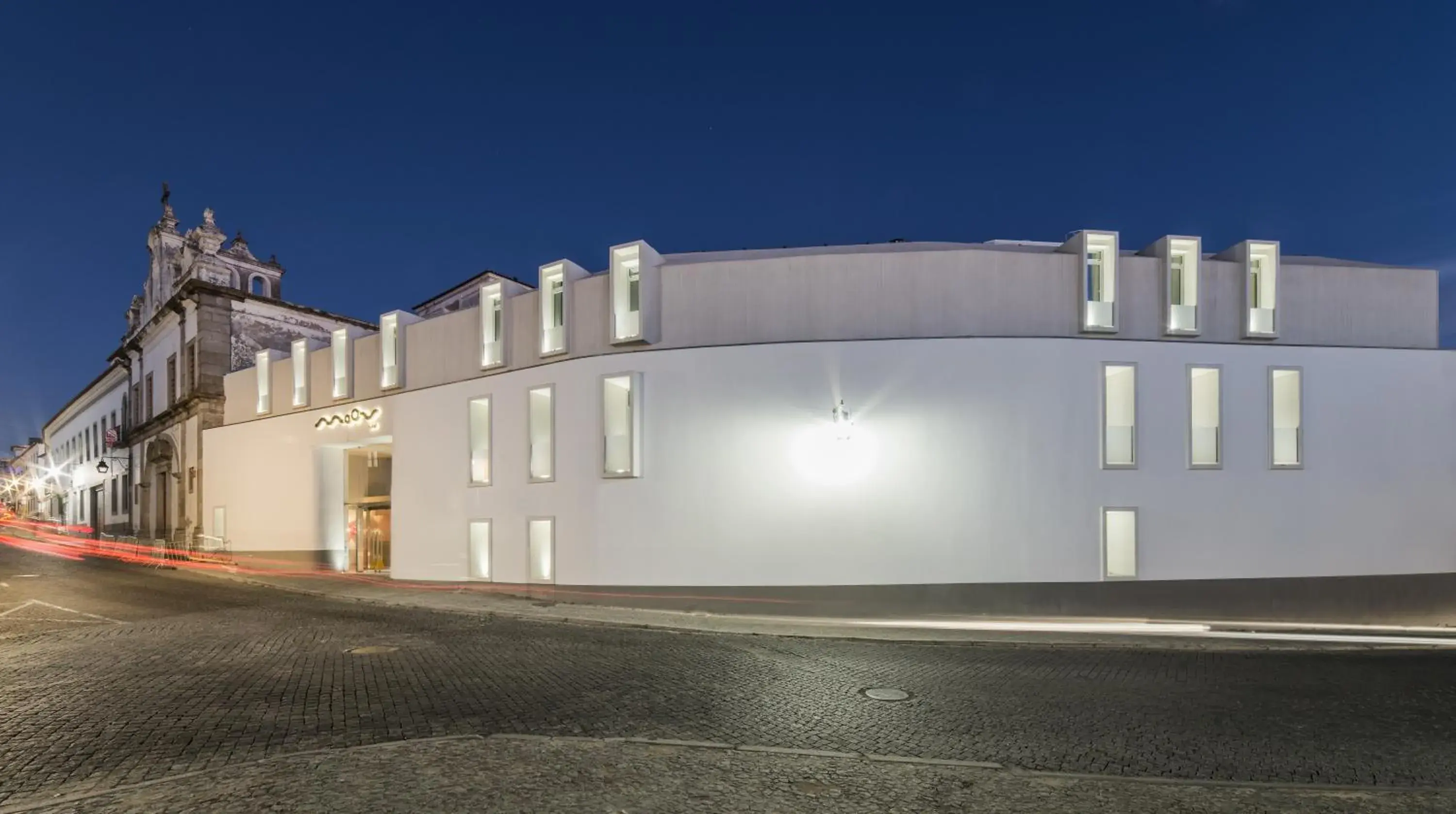 Facade/entrance in Moov Hotel Évora Facade/entrance in Moov Hotel Évora