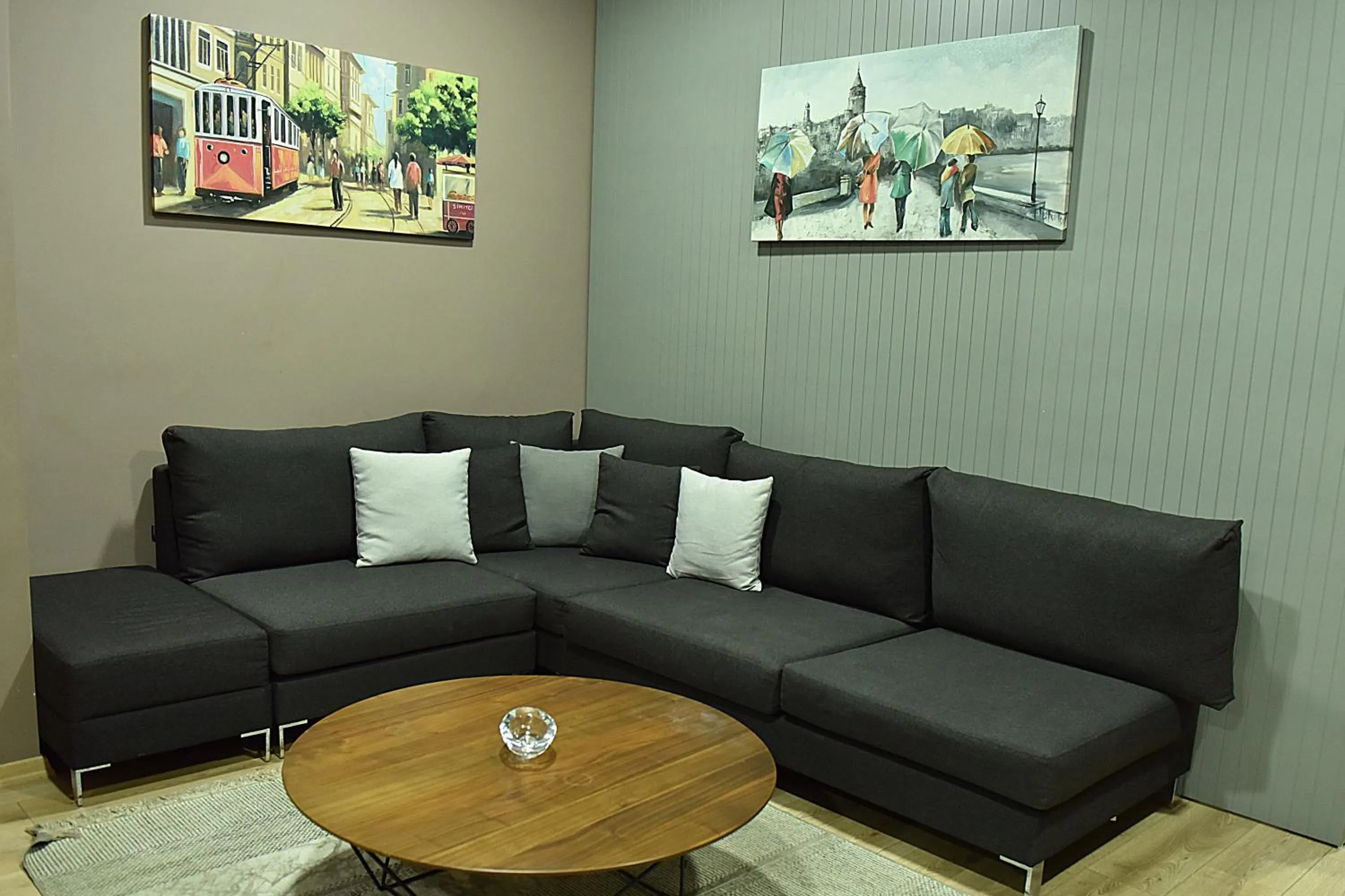 Seating area in Kerthill Hotel