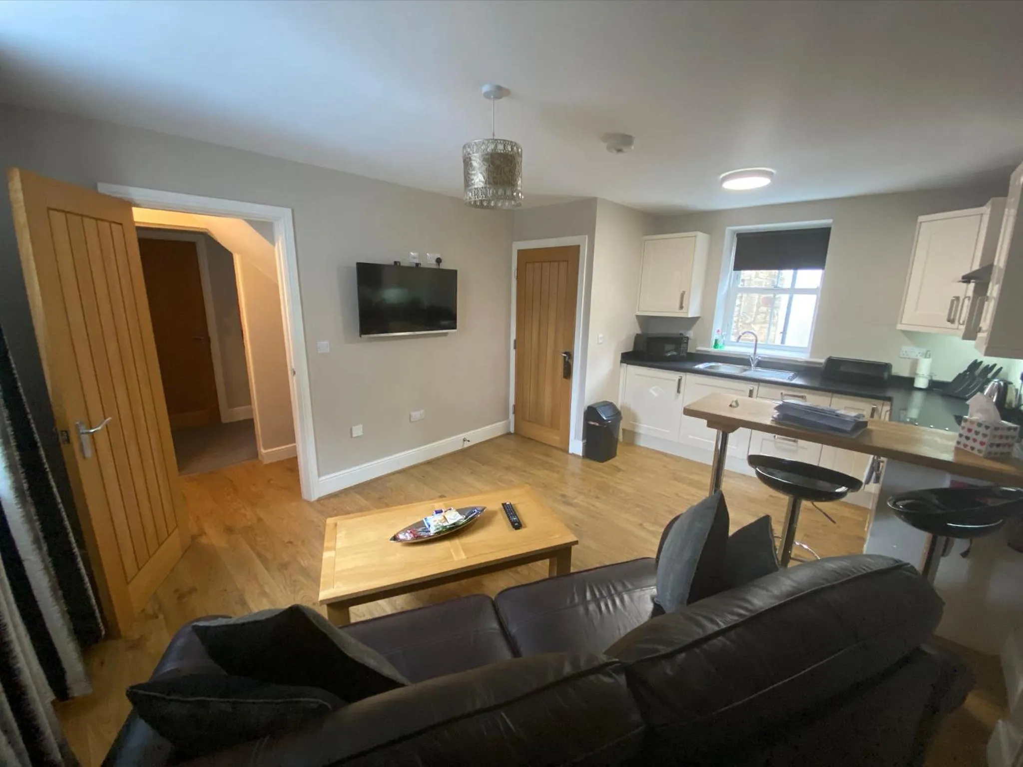 Seating area in The Three Horseshoes Hotel