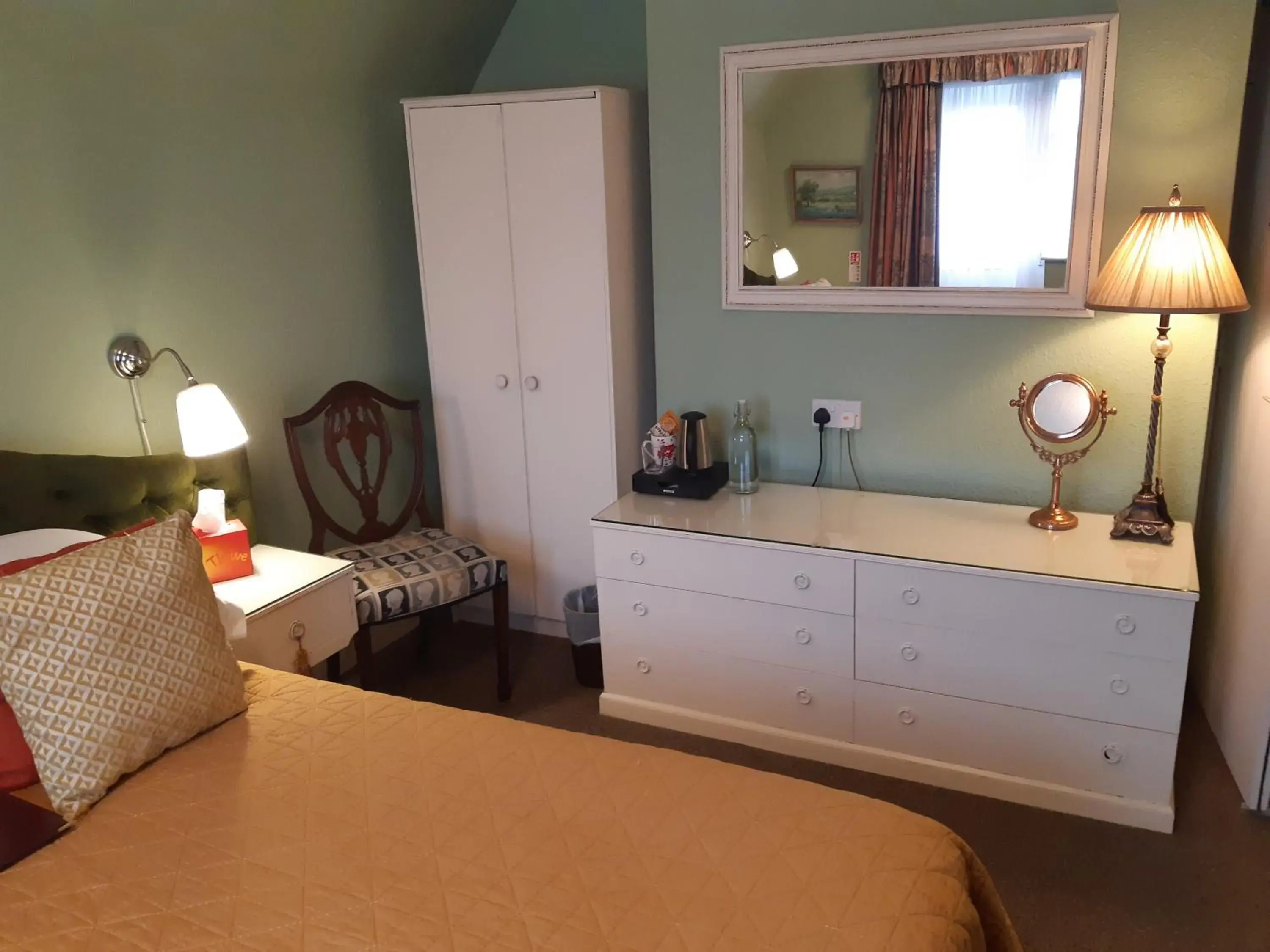 Double Room with Private External Bathroom - single occupancy in Holywell House Double Room with Private External Bathroom - single occupancy in Holywell House