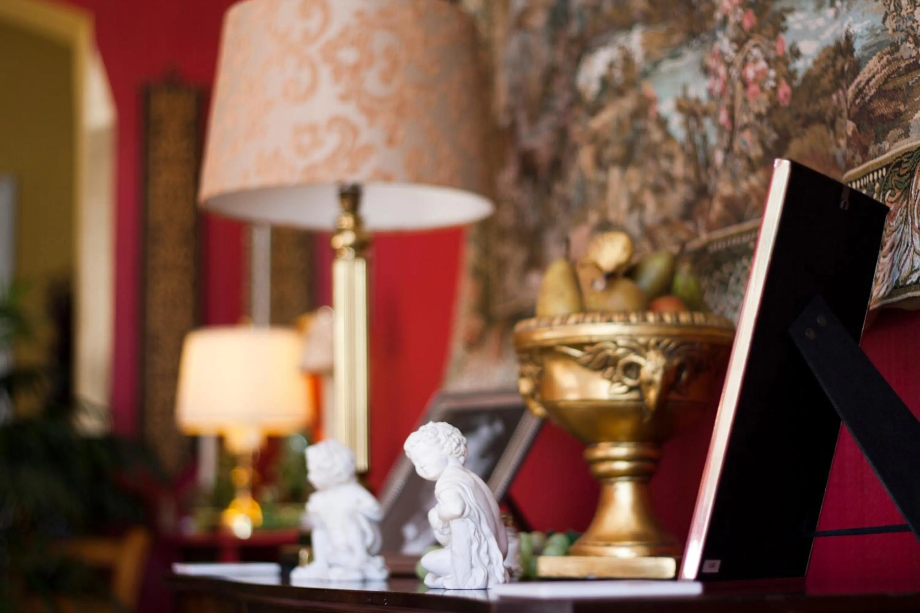 Decorative detail in Holywell House