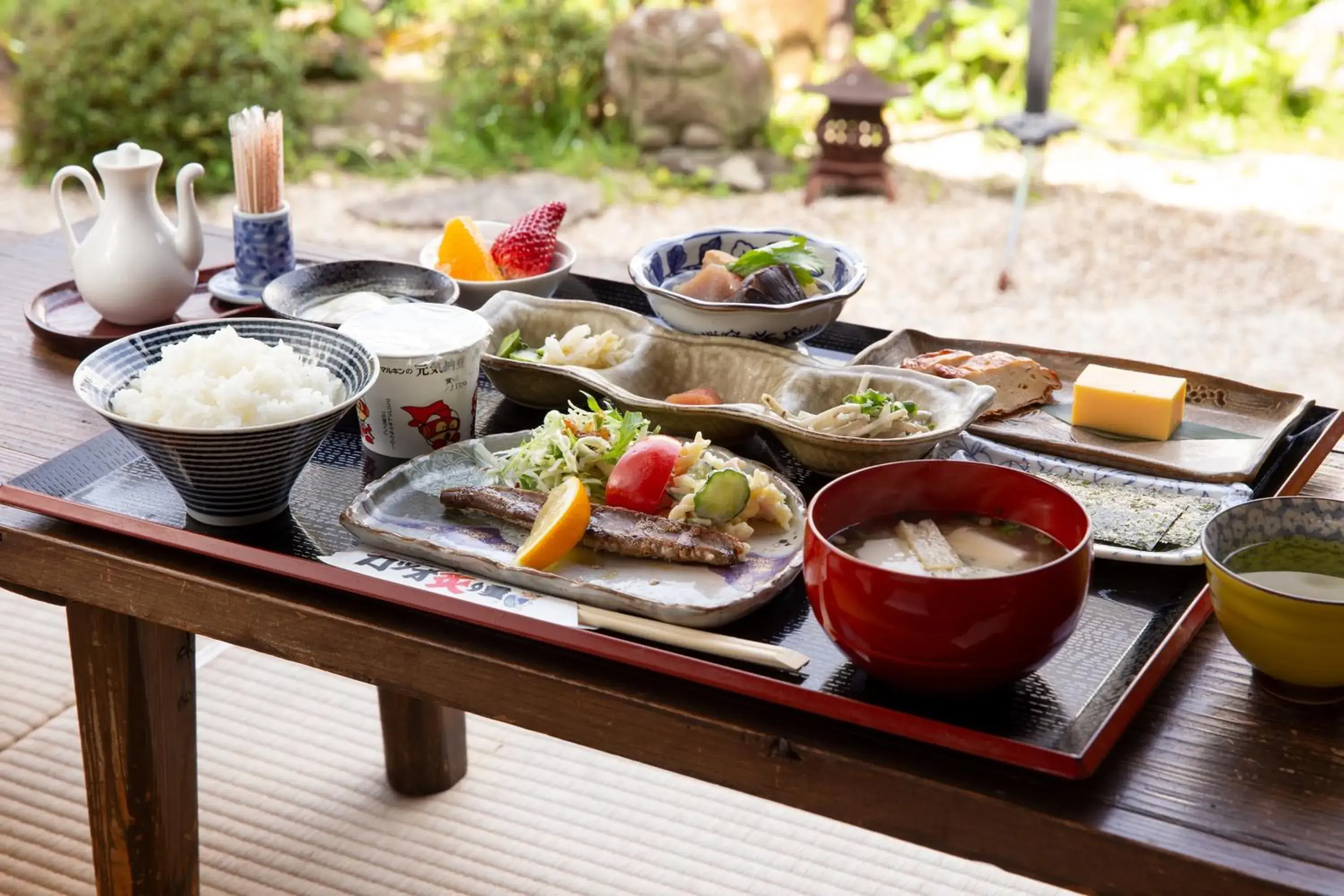 Restaurant/places to eat in PAAK Hotel Restaurant/places to eat in PAAK Hotel