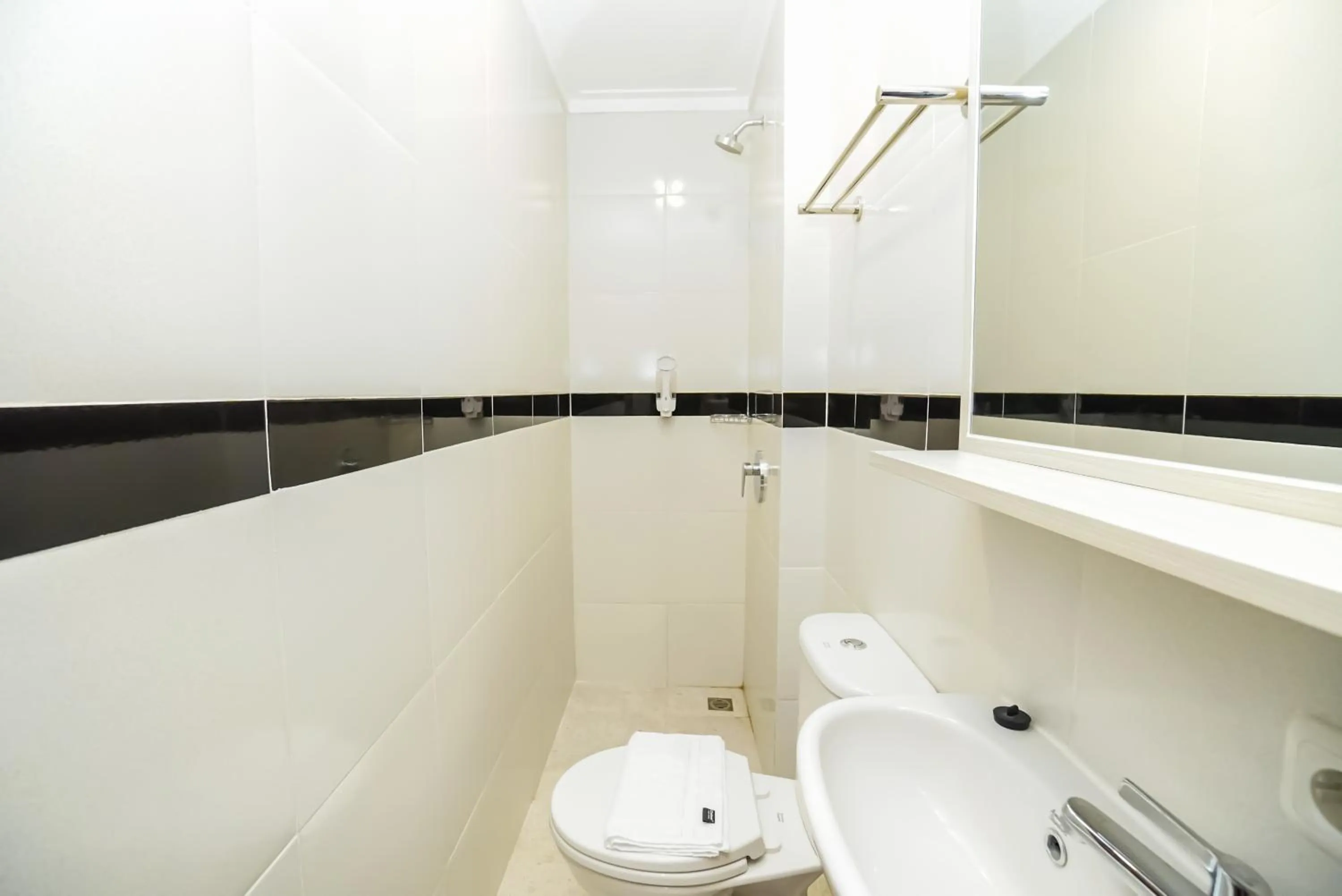 Shower in Front One Budget bekasi