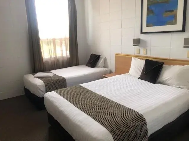 Bed in Narwee Hotel