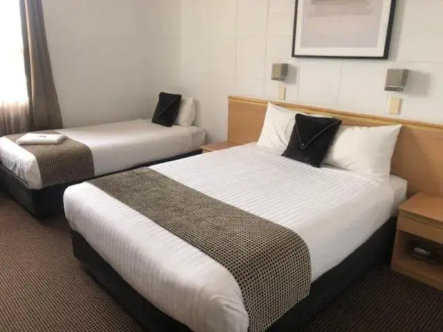 Bed in Narwee Hotel