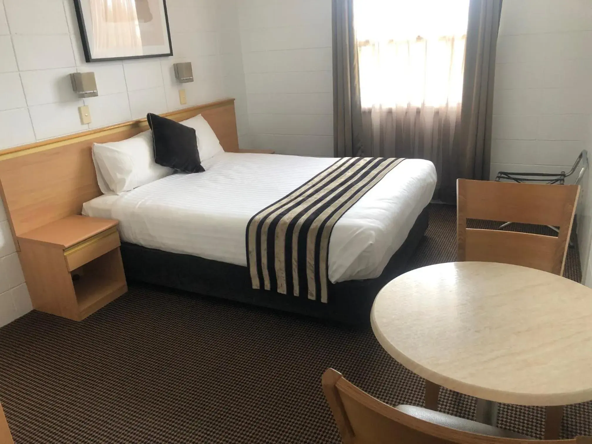 Bed in Narwee Hotel