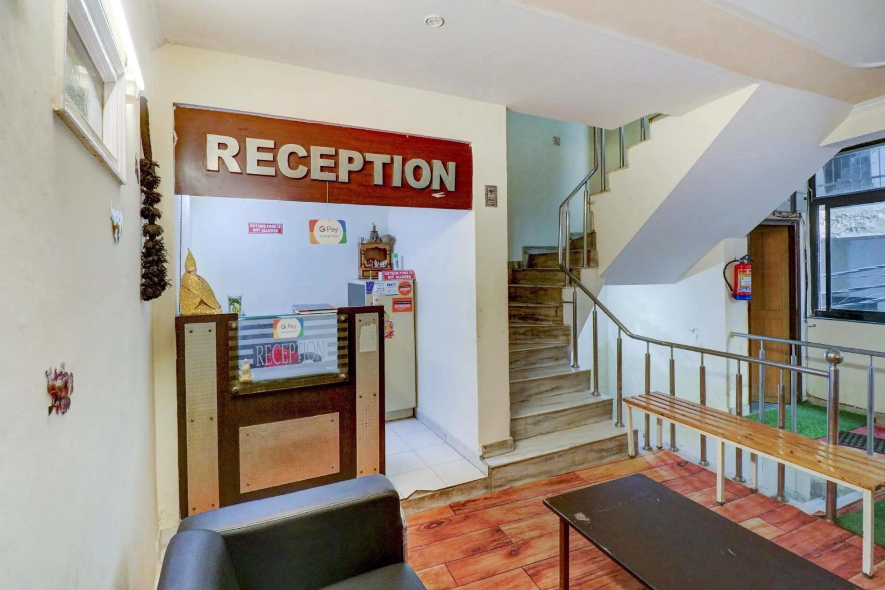 Lobby or reception in Hotel O Ratiram