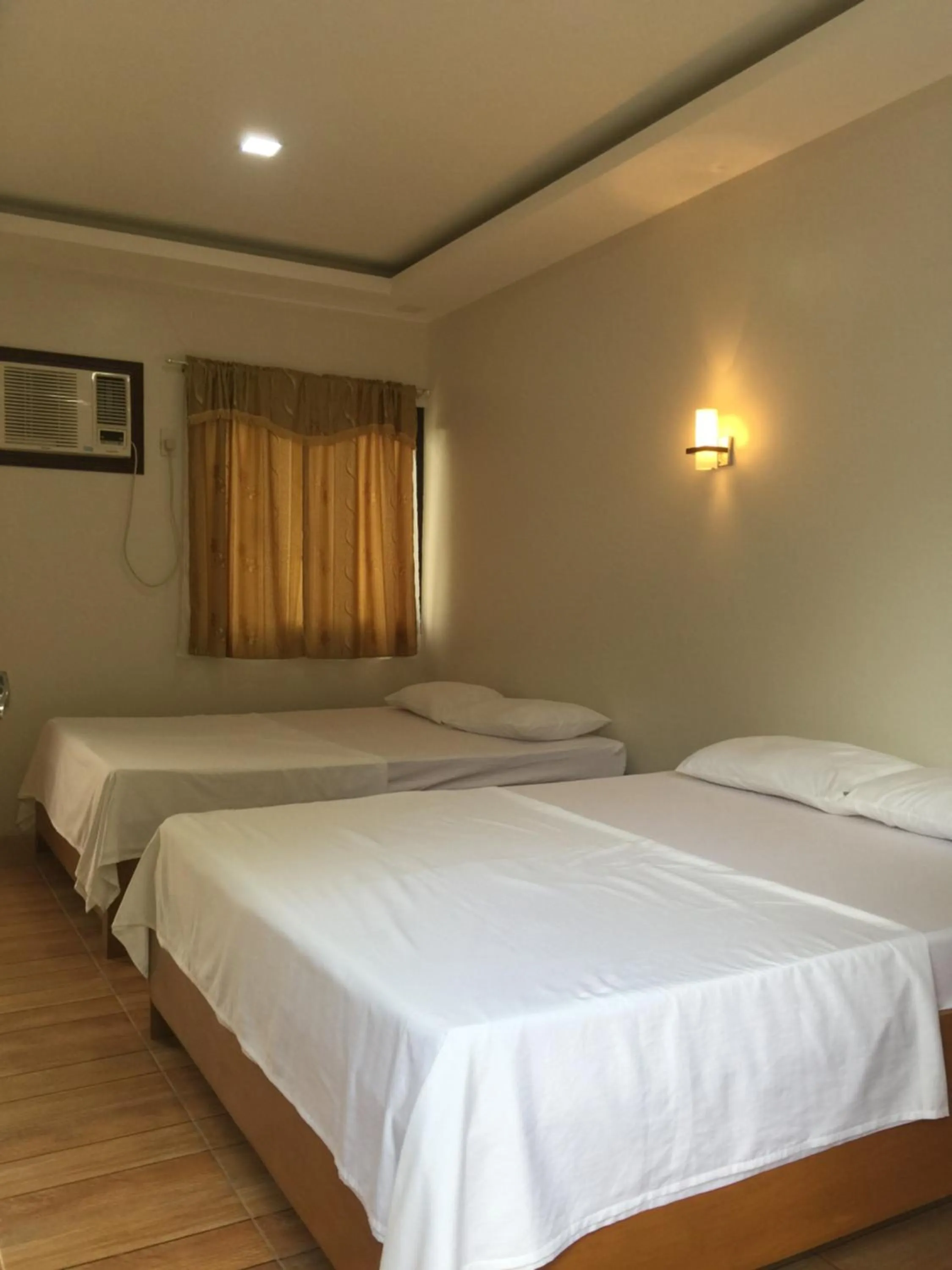 Bed in Cerca Parola Beach Resort