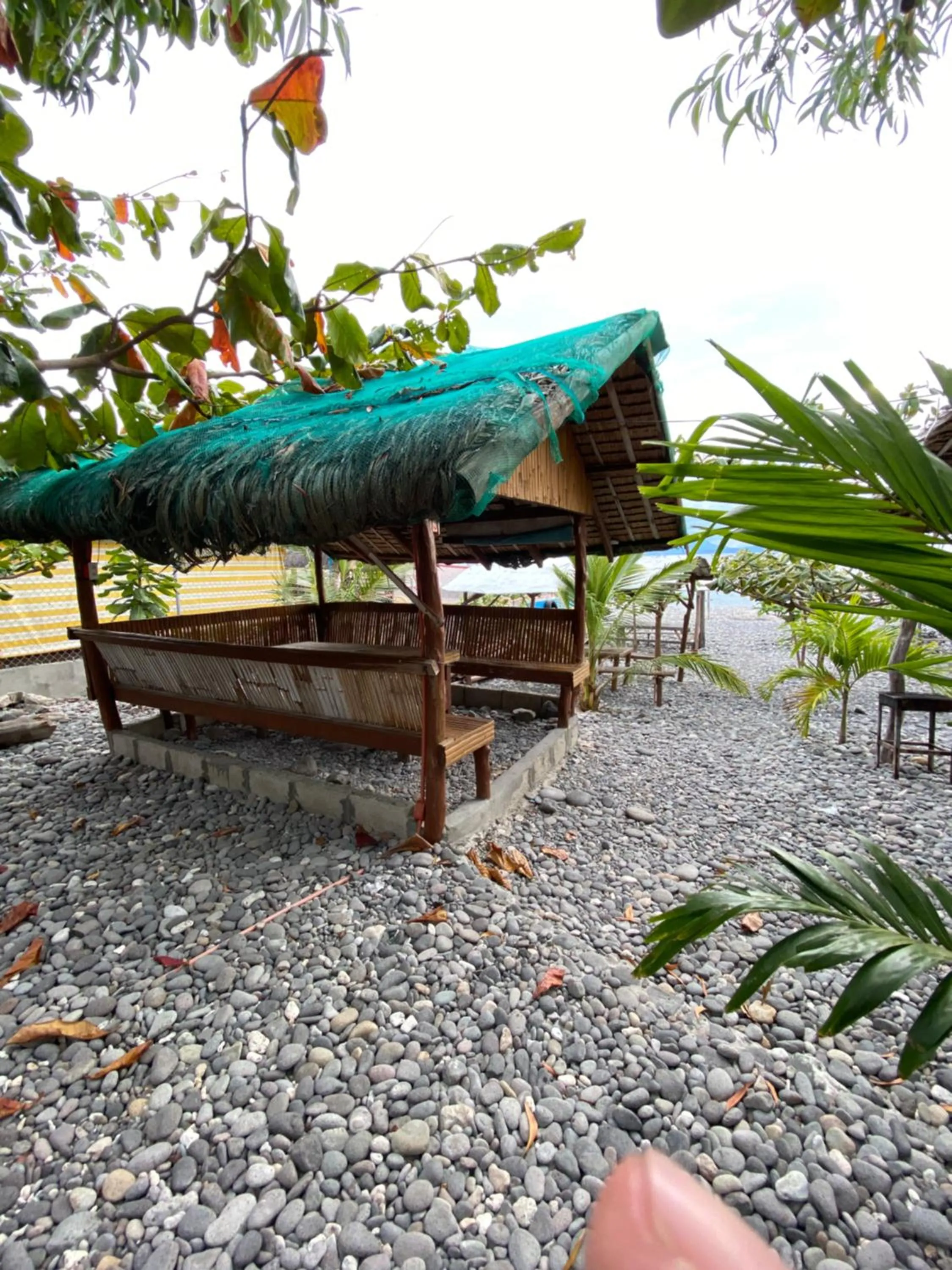 Cerca Parola Beach Resort