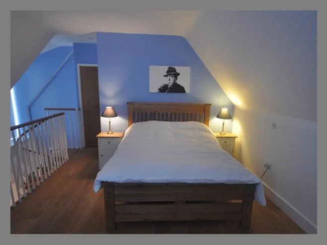 Bed in Court Farm Barns