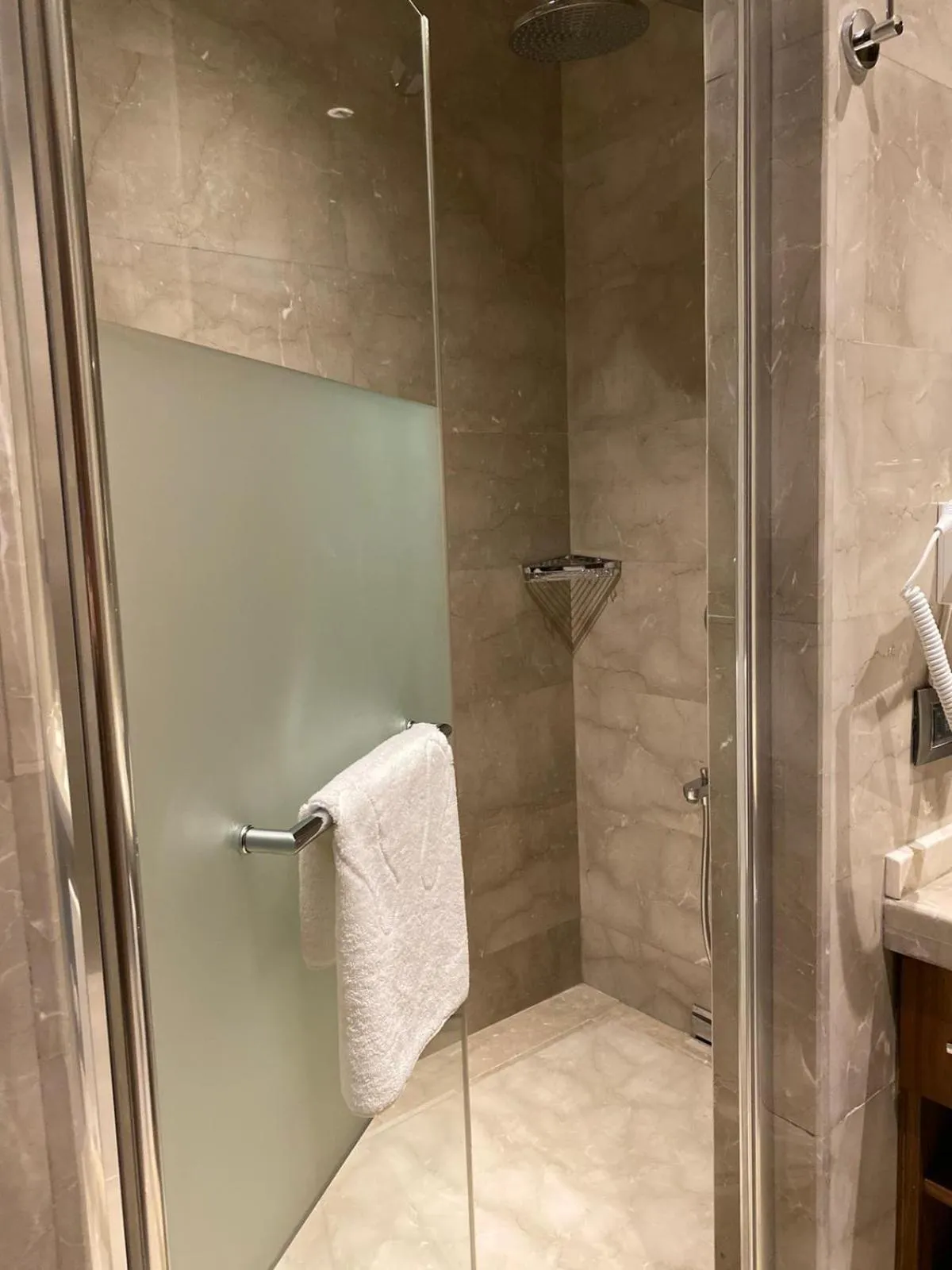 Shower in Days Hotel by Wyndham Istanbul Maltepe
