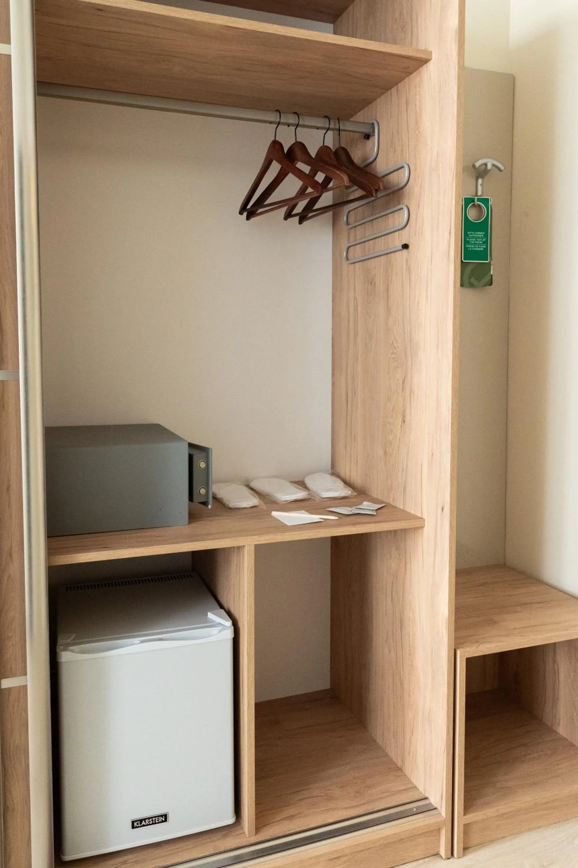 minibar in Pension a und a