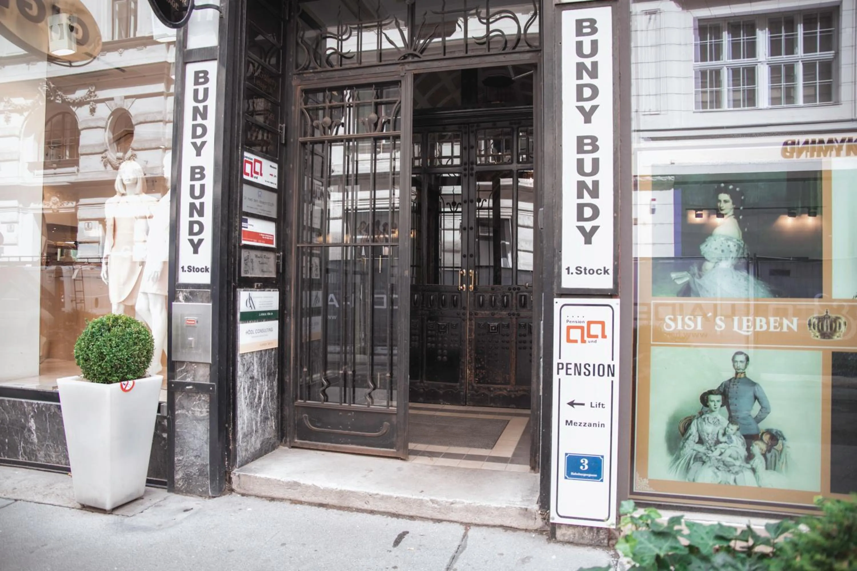 Property building in Pension a und a