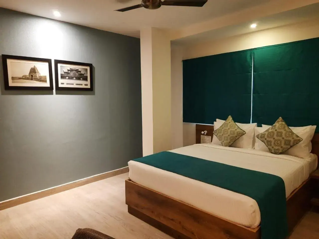 Bed in Regenta INN Grand Koramangala by Royal Orchid Hotels Bed in Regenta INN Grand Koramangala by Royal Orchid Hotels