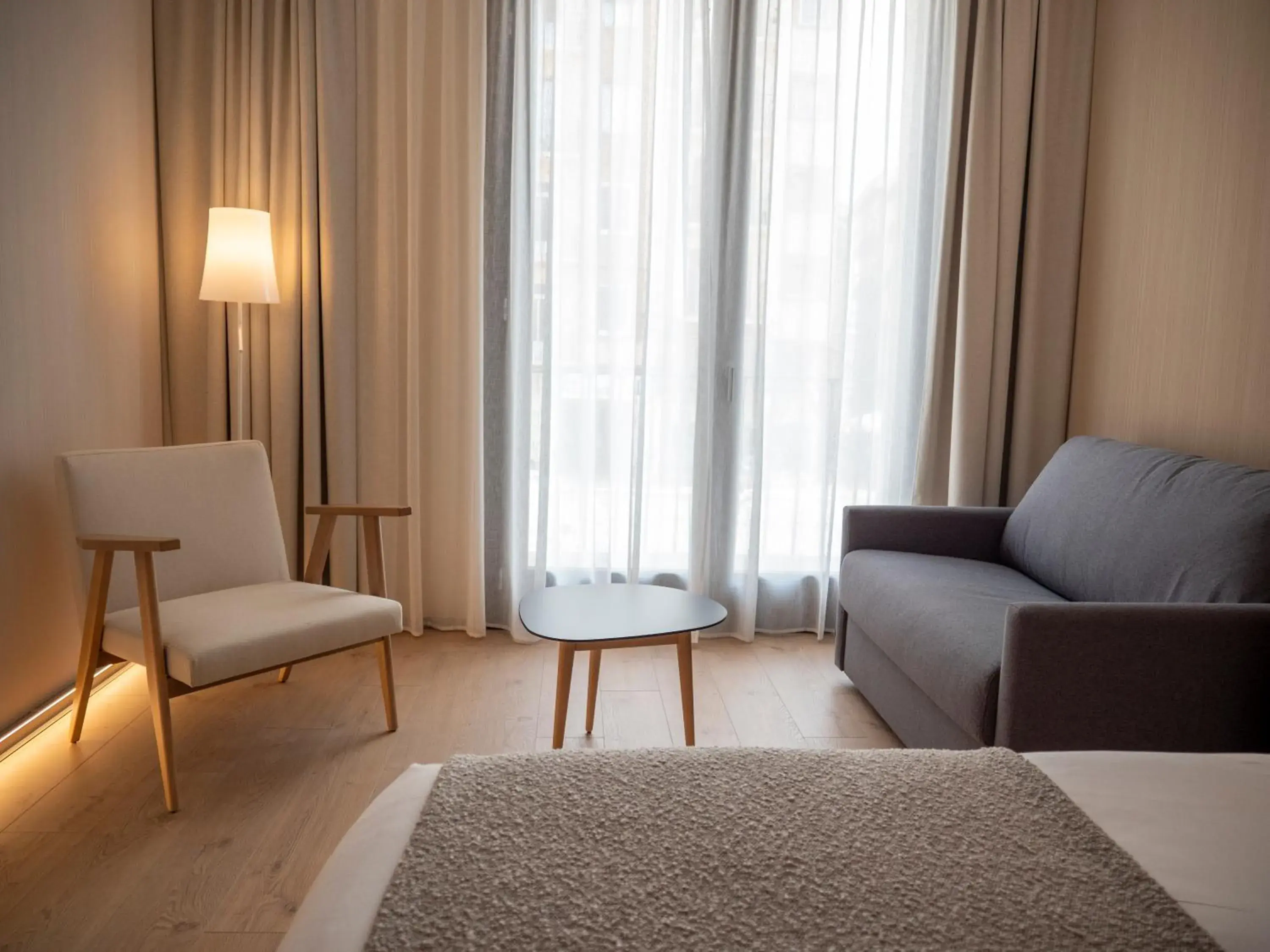 Deluxe Double Room with Balcony in Hotel Palacio La Marquesa 4 Estrellas SUP Deluxe Double Room with Balcony in Hotel Palacio La Marquesa 4 Estrellas SUP