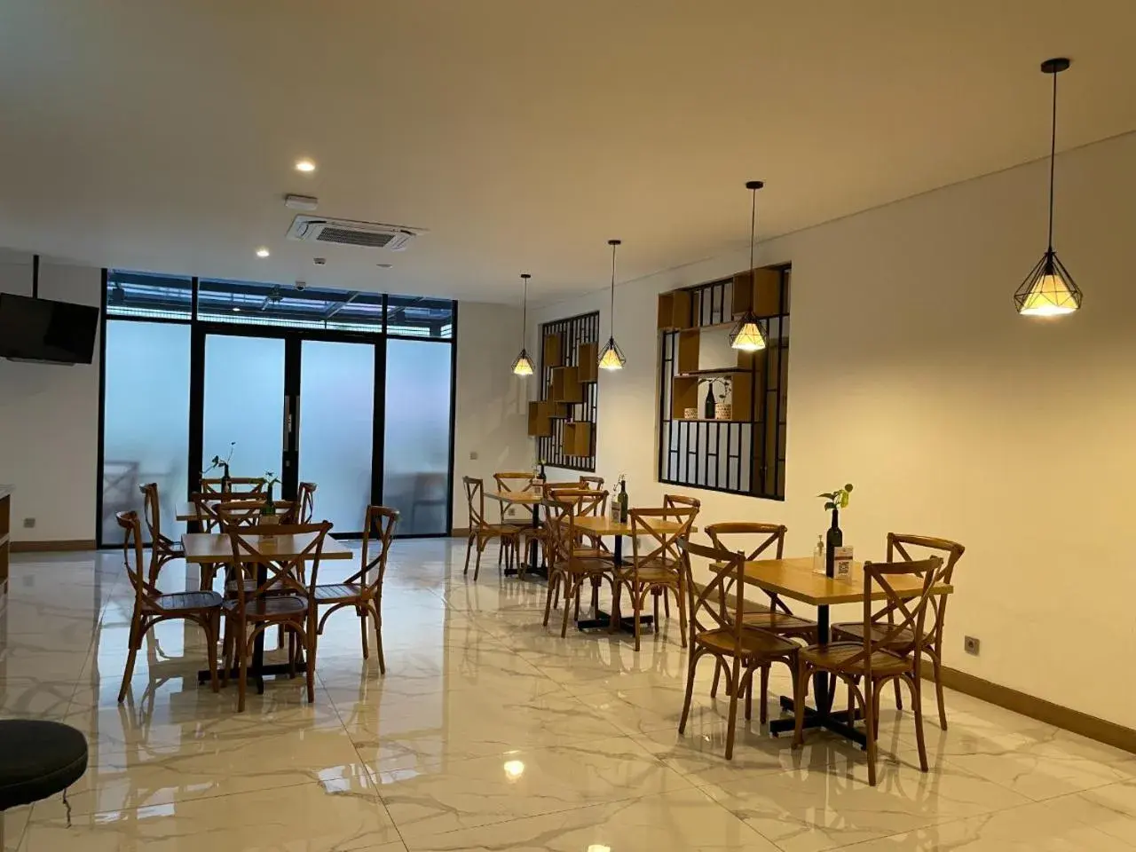 Restaurant/places to eat in Ra Inn Kemang Restaurant/places to eat in Ra Inn Kemang